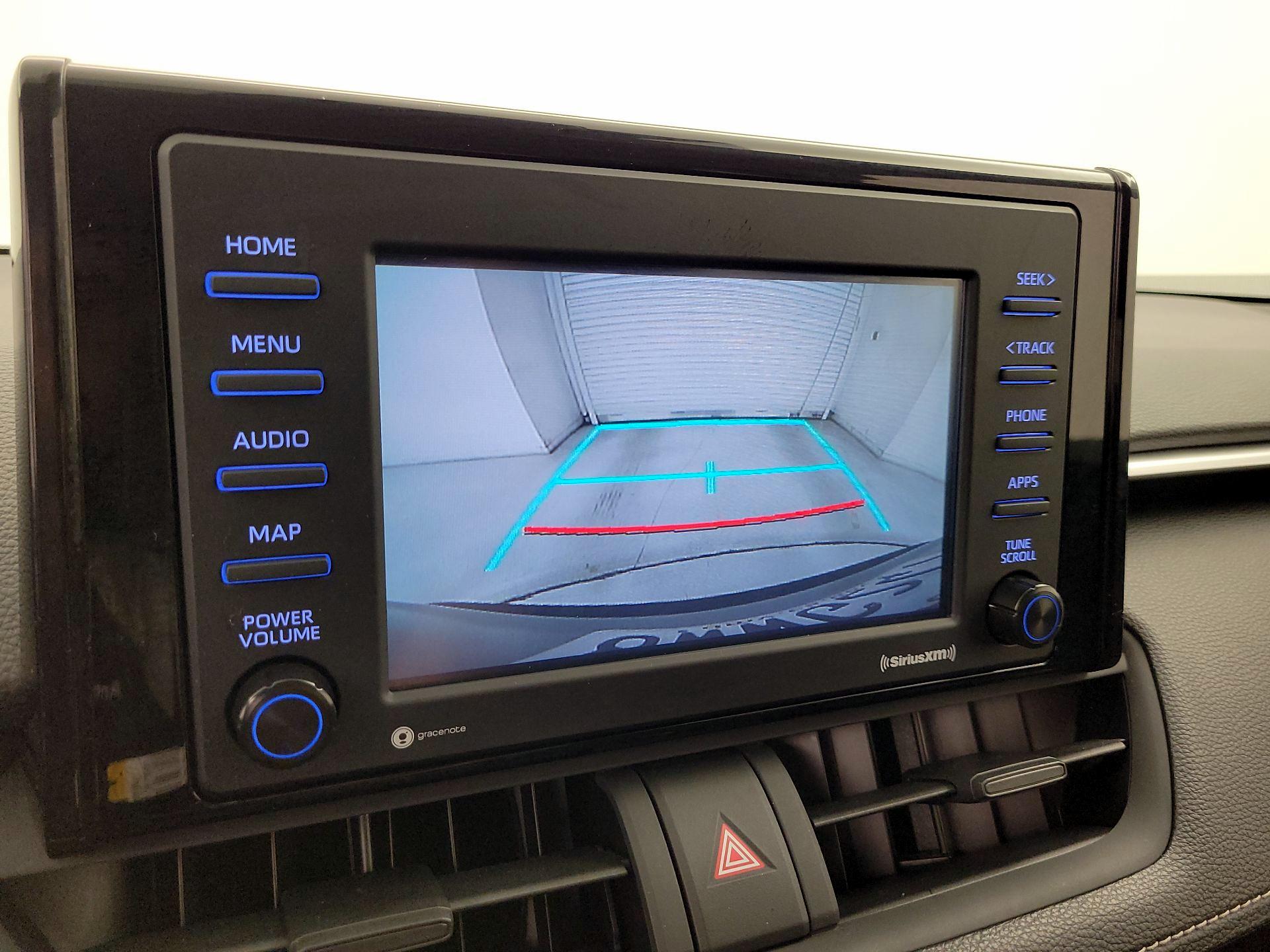 Thumbnail: 2021 Toyota RAV4 - 14
