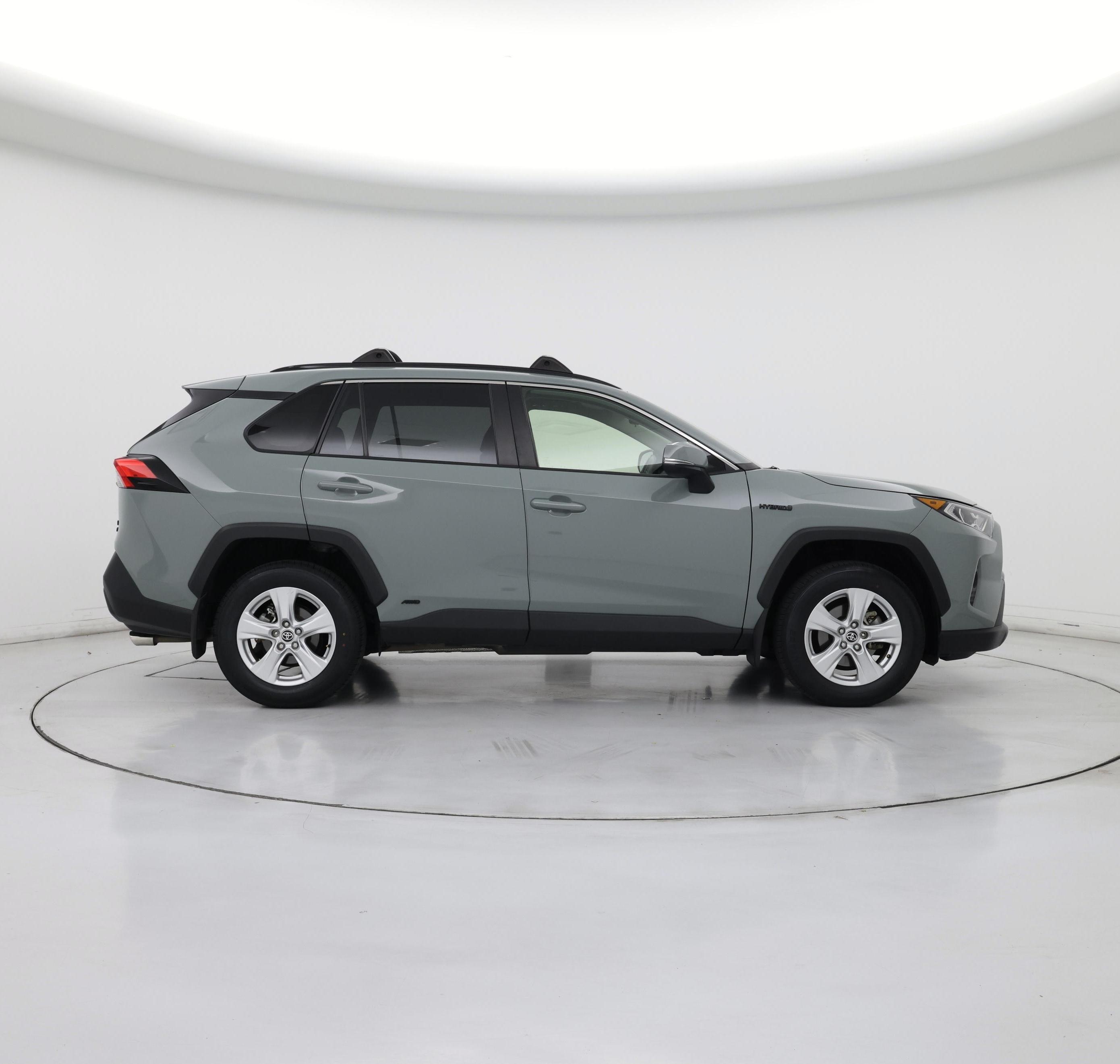 Thumbnail: 2021 Toyota RAV4 - 7