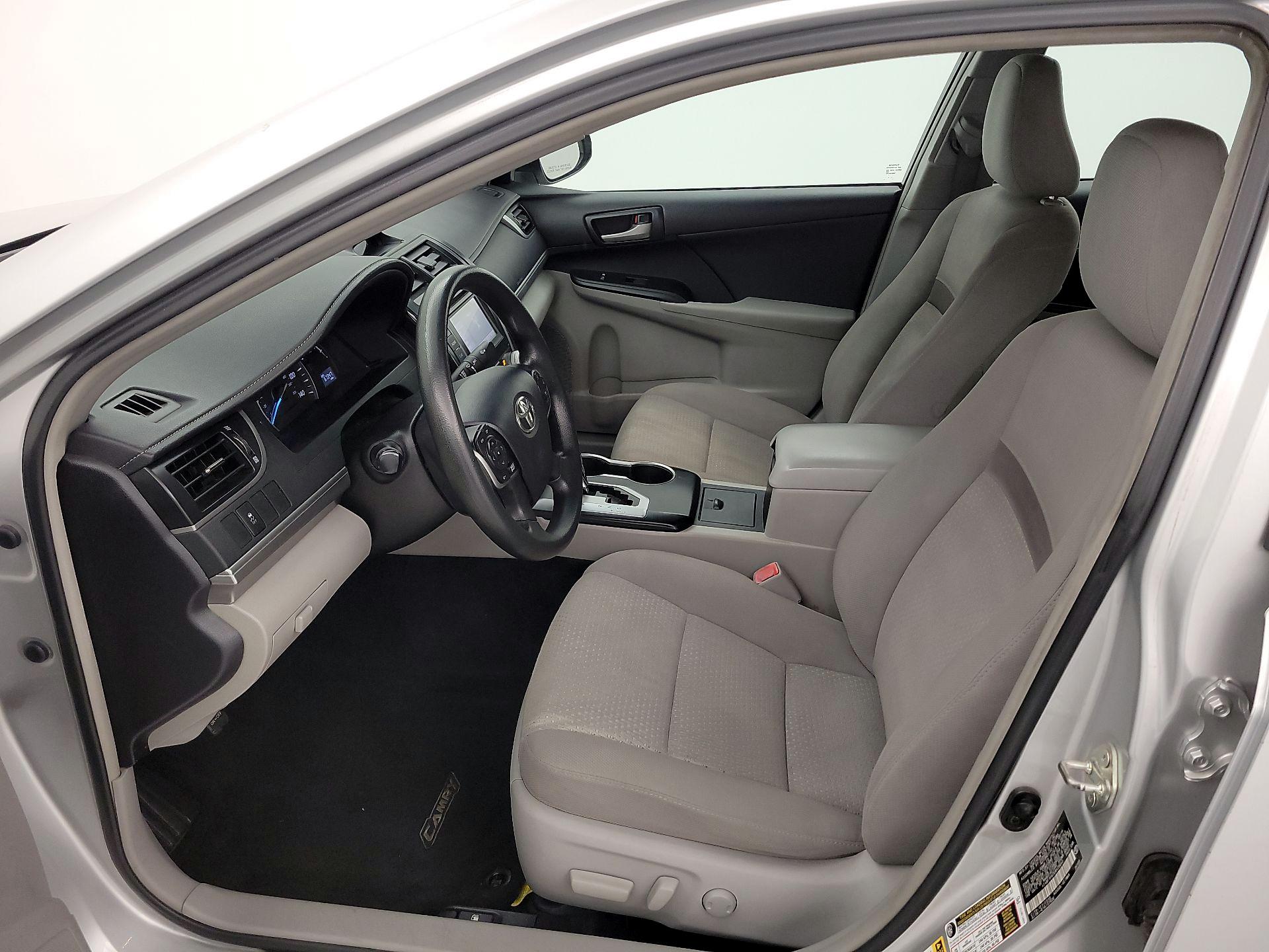 Thumbnail: 2014 Toyota Camry - 11