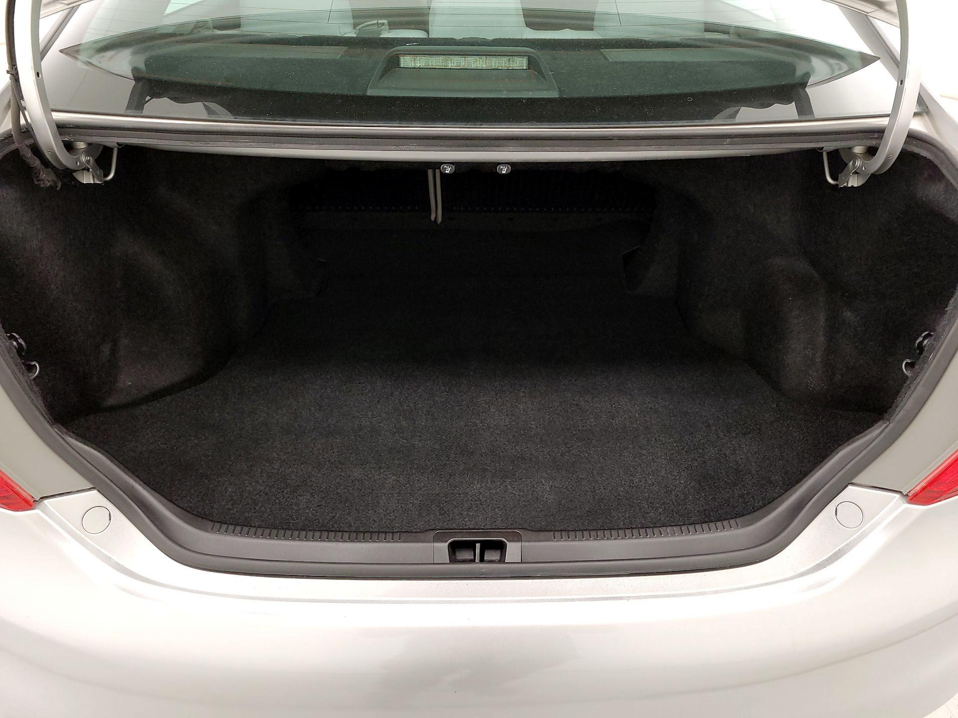 Thumbnail: 2014 Toyota Camry - 20