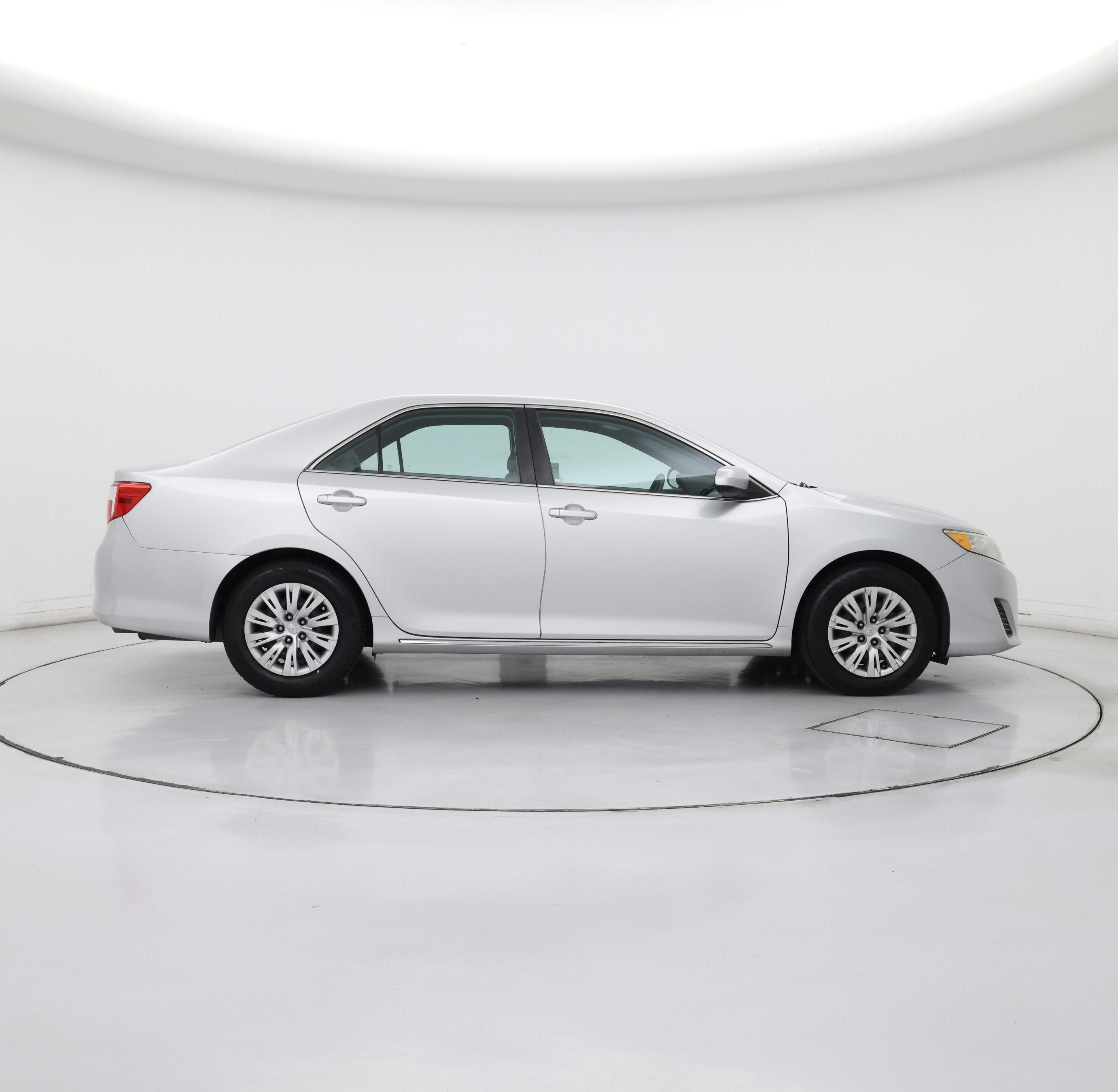 Thumbnail: 2014 Toyota Camry - 7