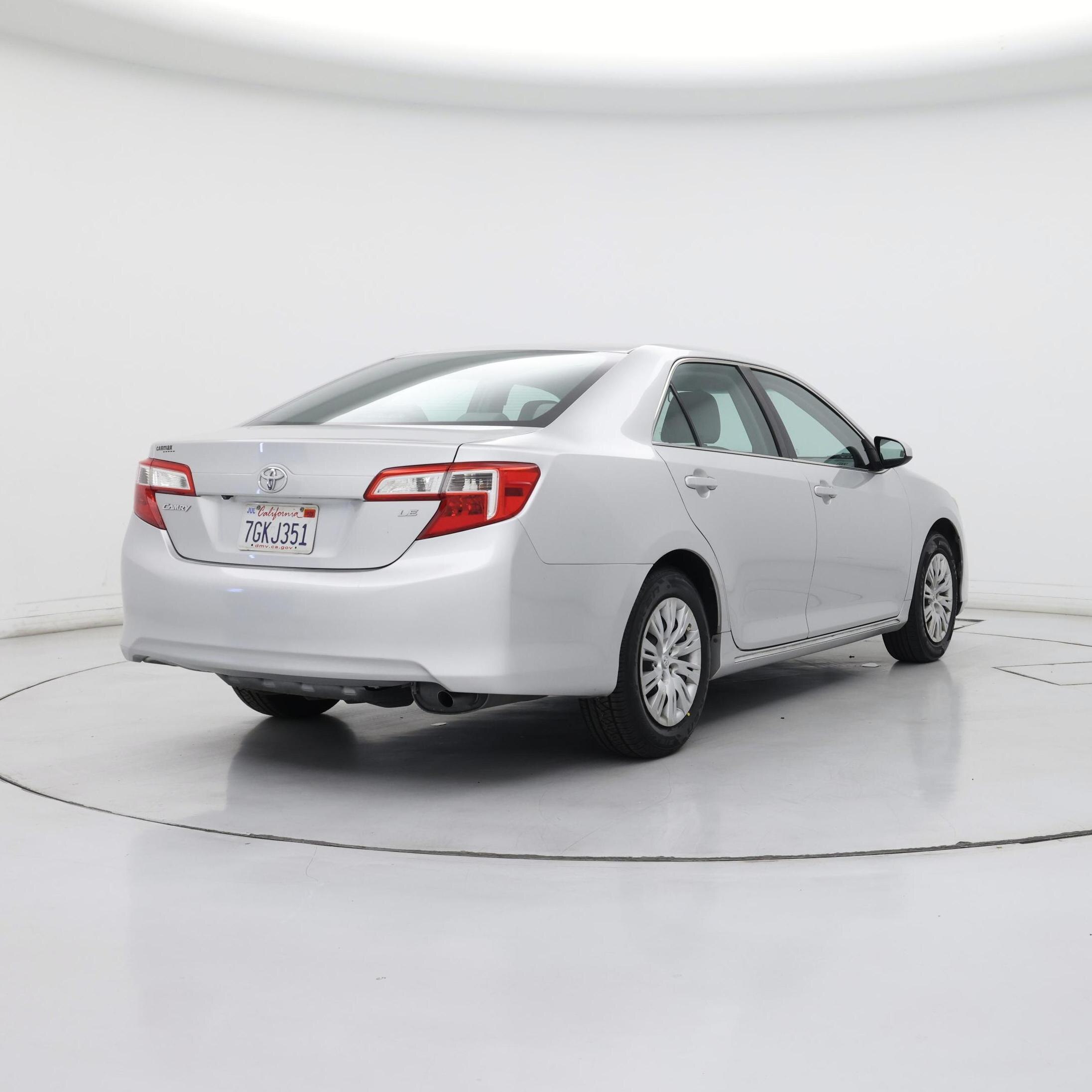 Thumbnail: 2014 Toyota Camry - 8