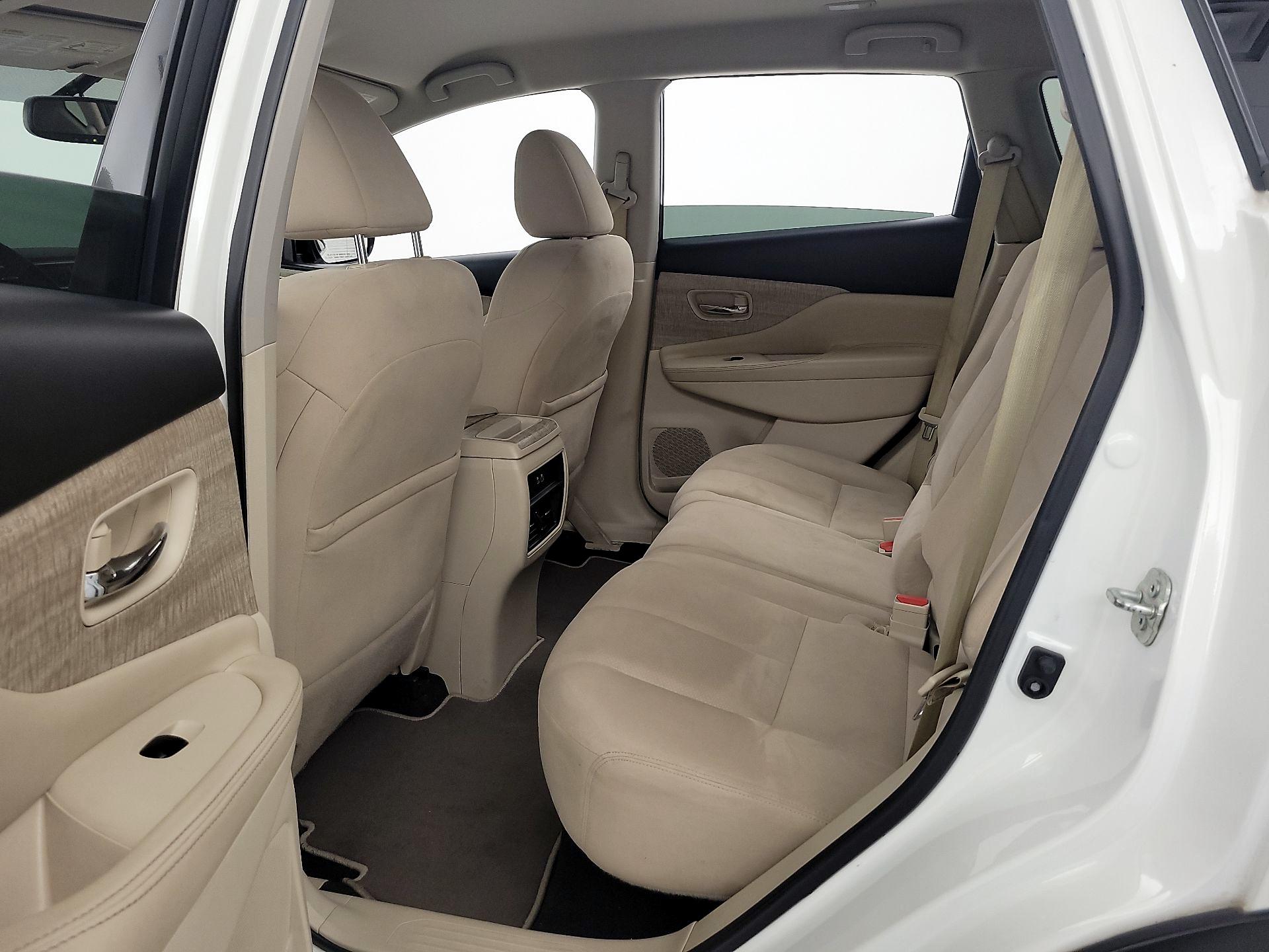 Thumbnail: 2019 Nissan Murano - 19