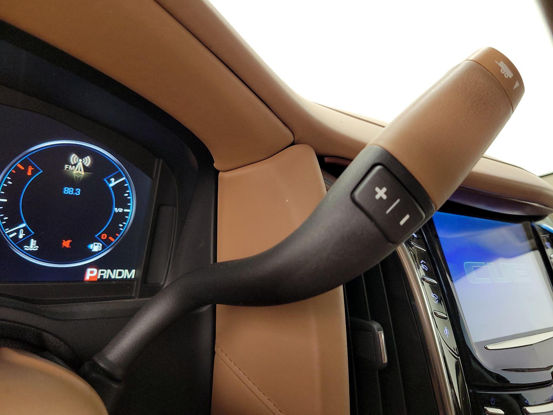 Thumbnail: 2015 Cadillac Escalade - 18