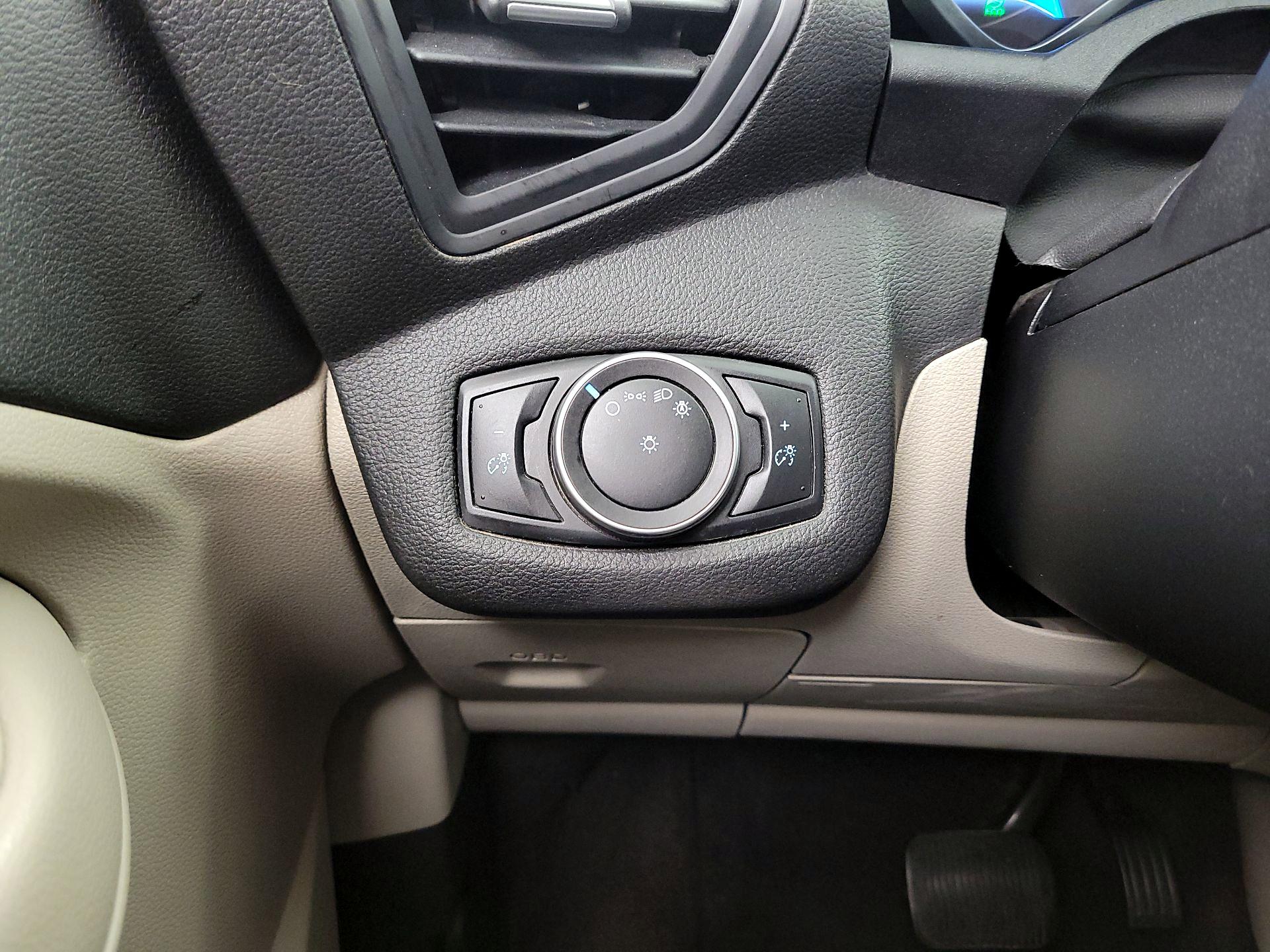 Thumbnail: 2017 Ford C-Max - 13