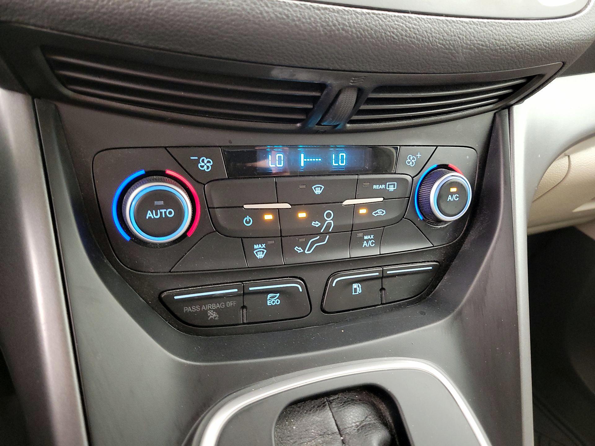 Thumbnail: 2017 Ford C-Max - 16