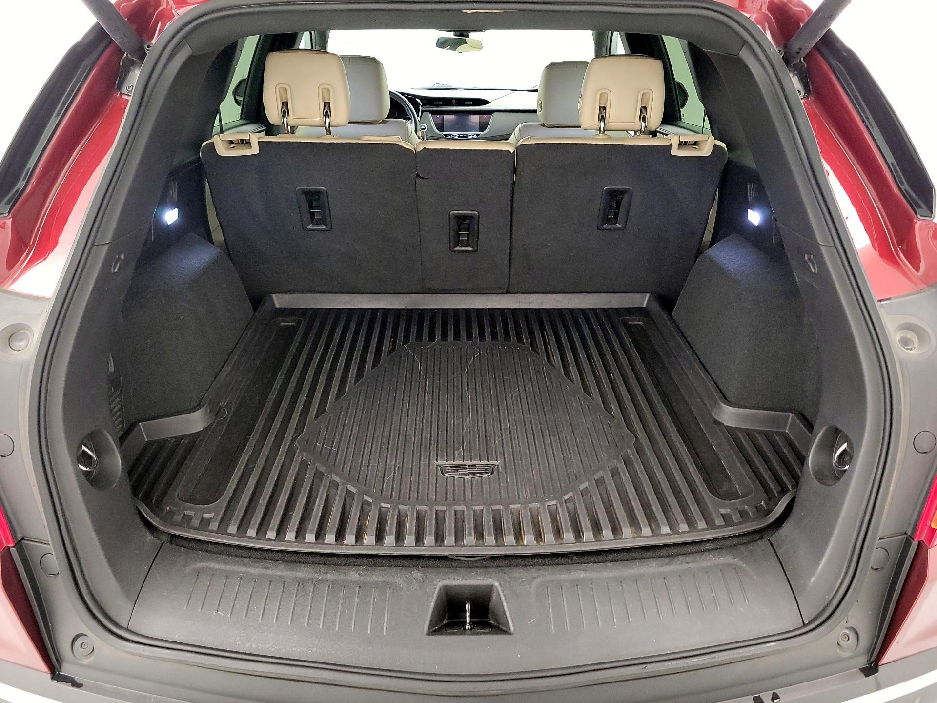 Thumbnail: 2017 Cadillac XT5 - 20