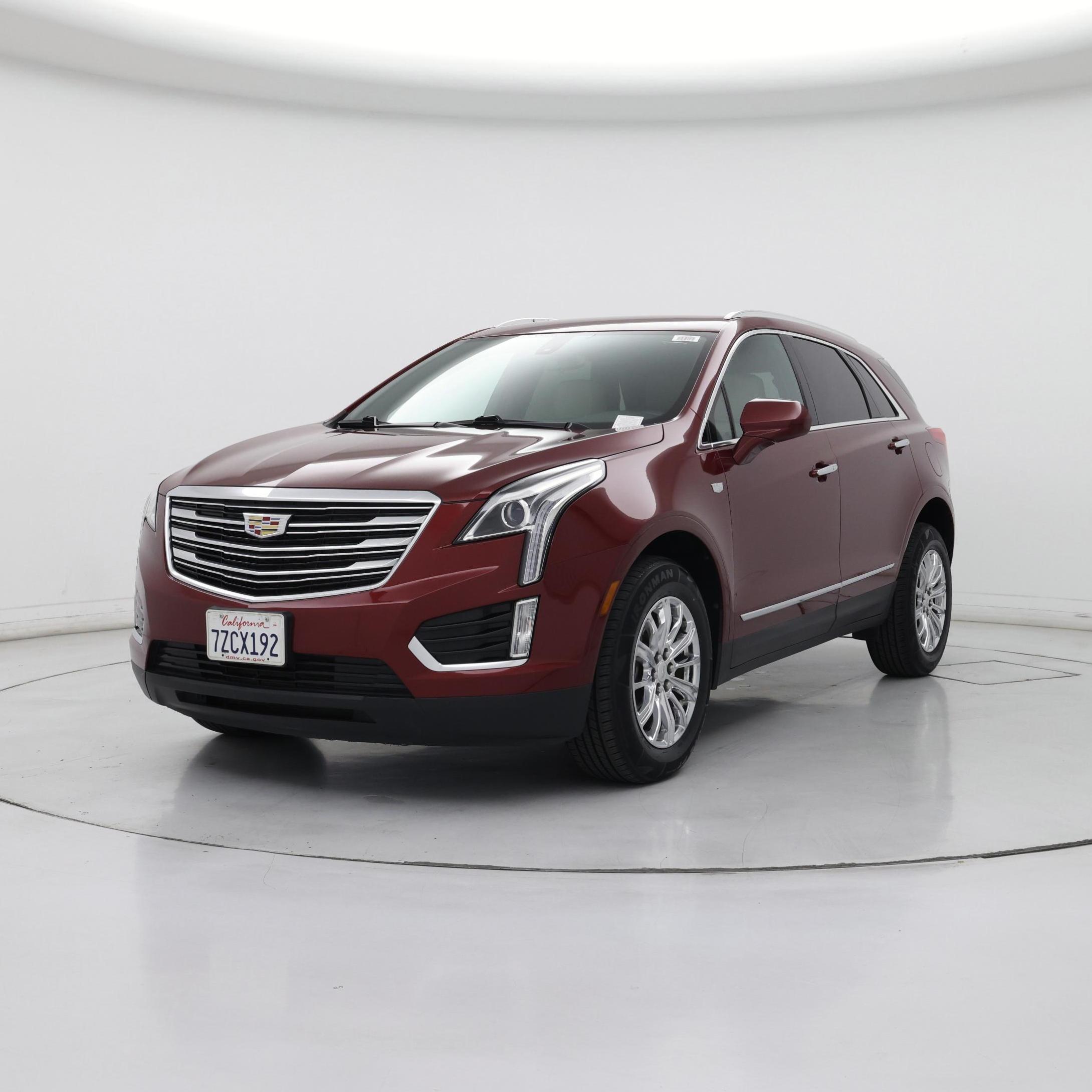 Thumbnail: 2017 Cadillac XT5 - 4