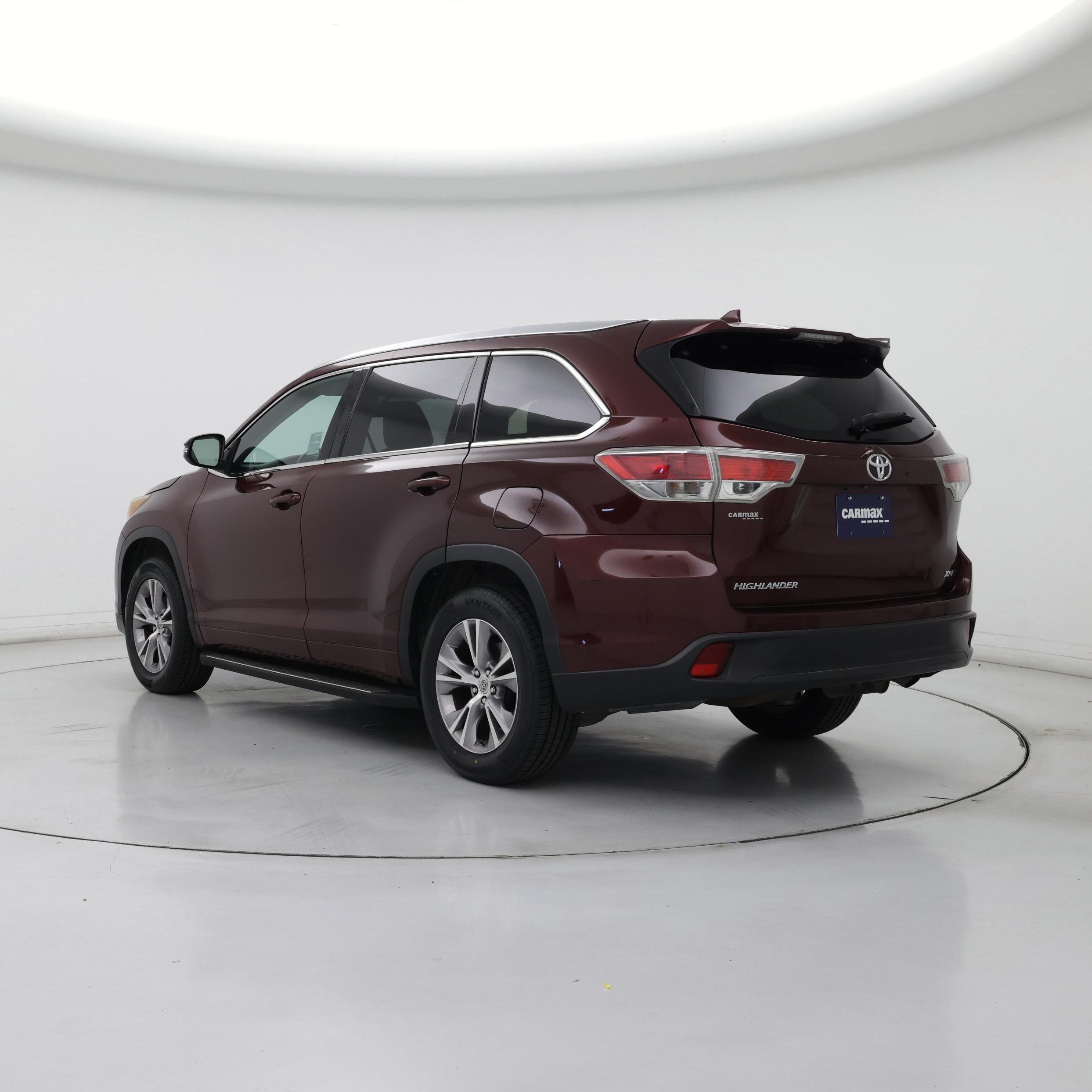 Thumbnail: 2015 Toyota Highlander - 2
