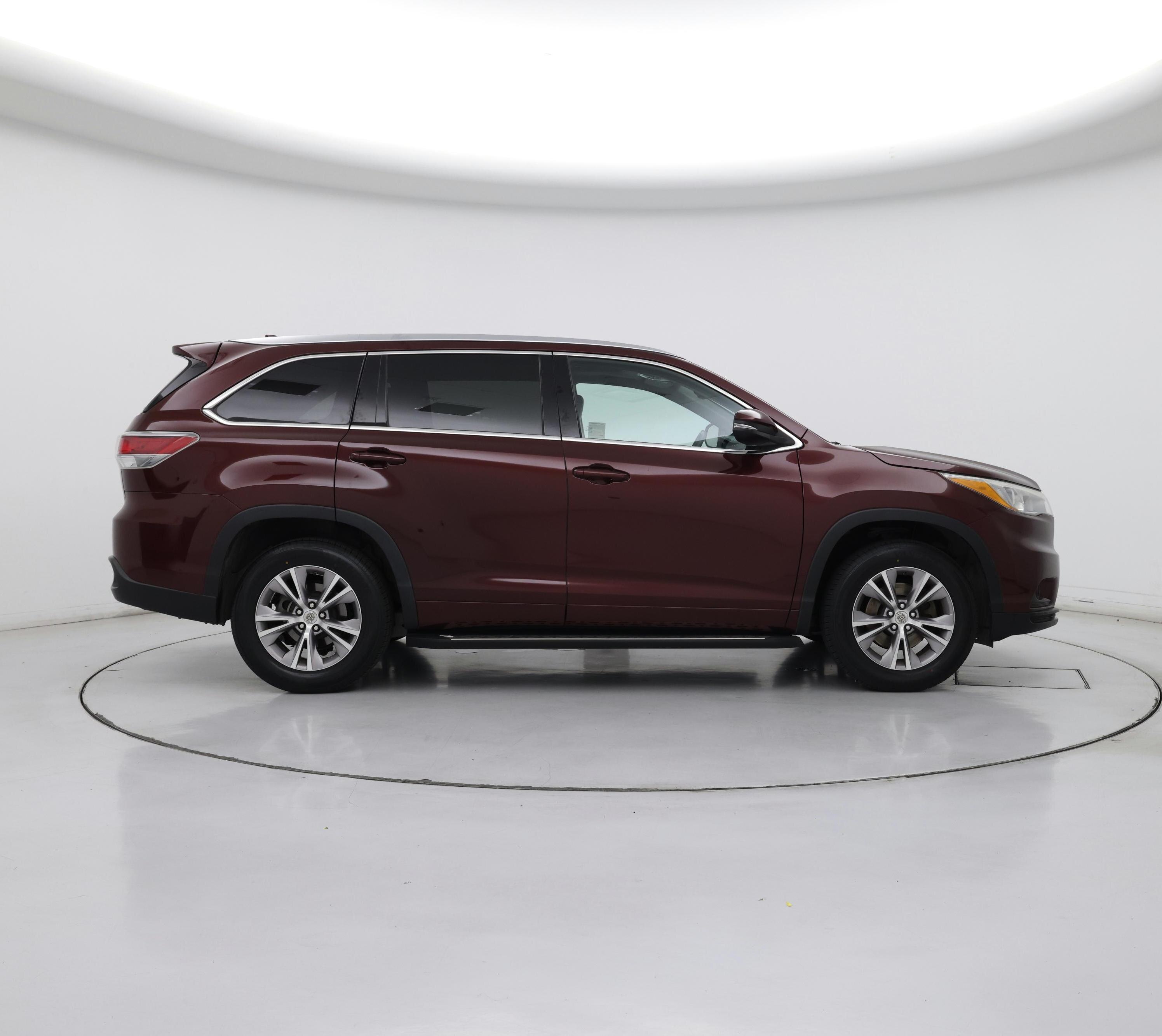 Thumbnail: 2015 Toyota Highlander - 7