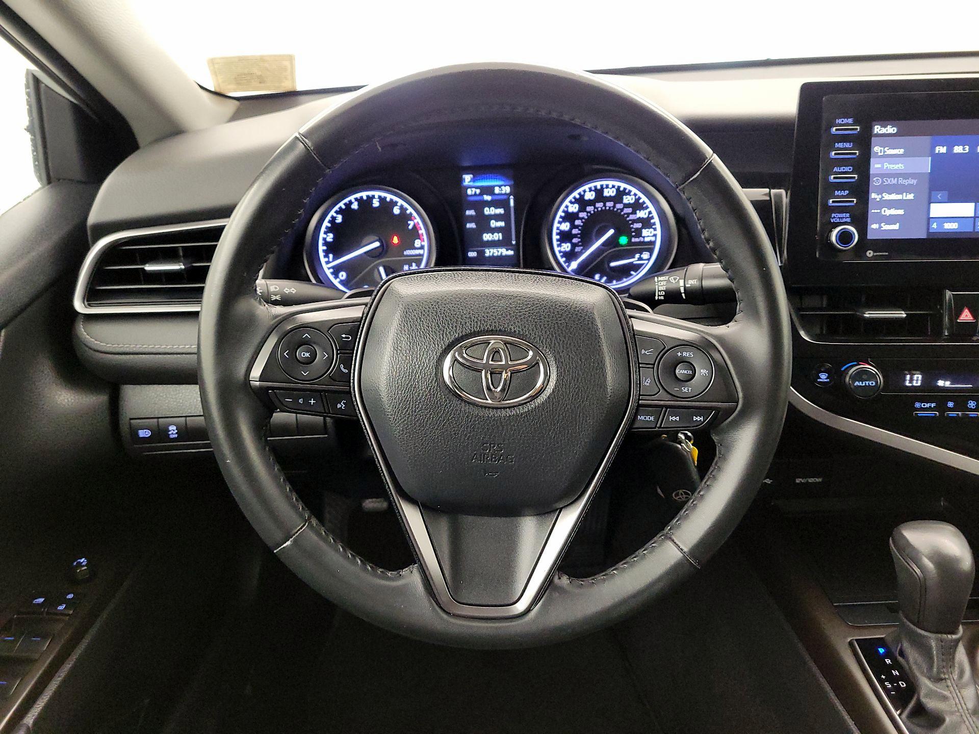 Thumbnail: 2023 Toyota Camry - 10