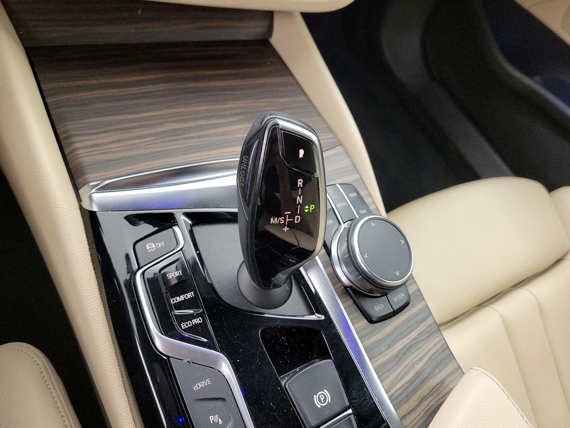 Thumbnail: 2019 BMW 5 Series - 18