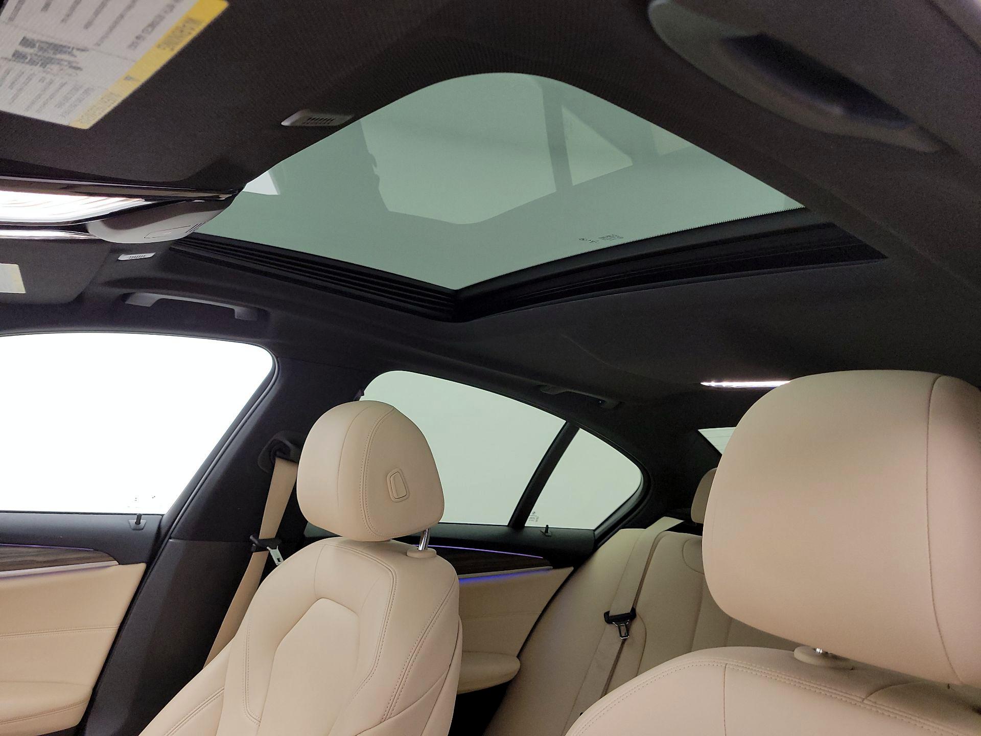 Thumbnail: 2019 BMW 5 Series - 20