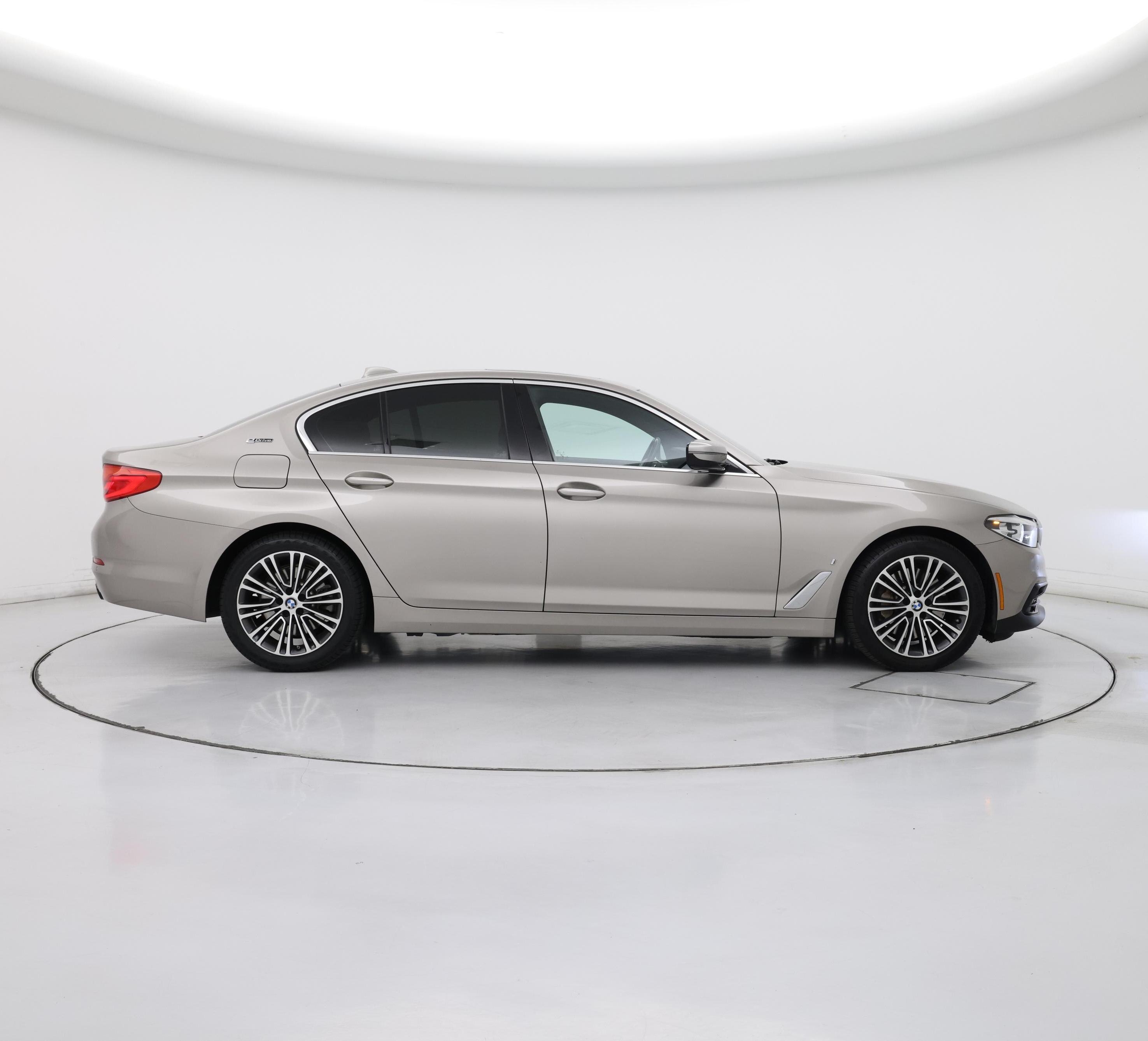 Thumbnail: 2019 BMW 5 Series - 7