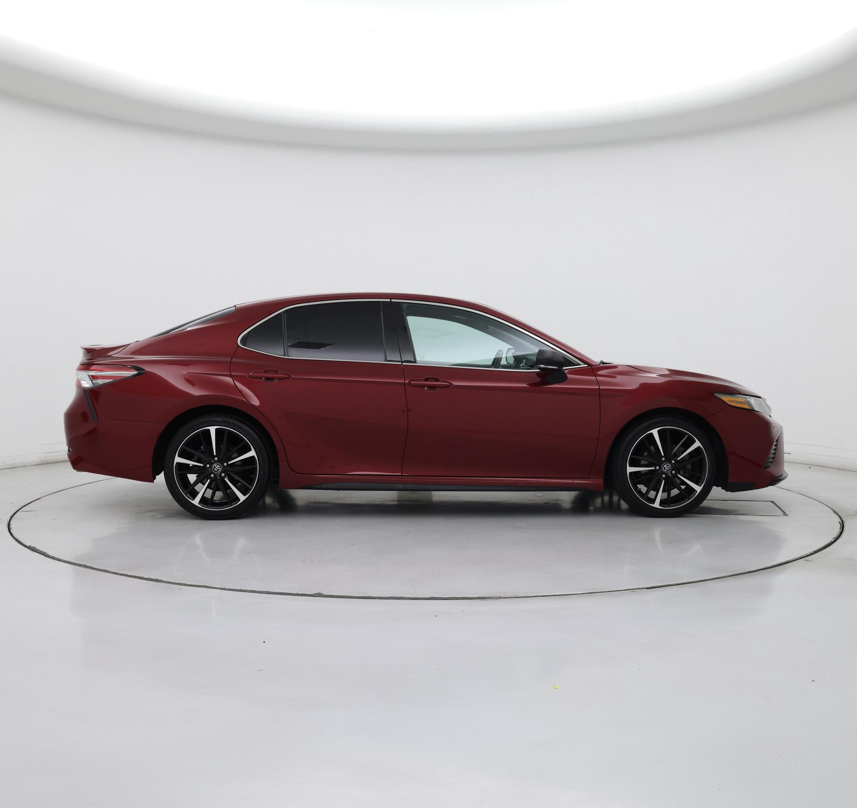 Thumbnail: 2018 Toyota Camry - 7