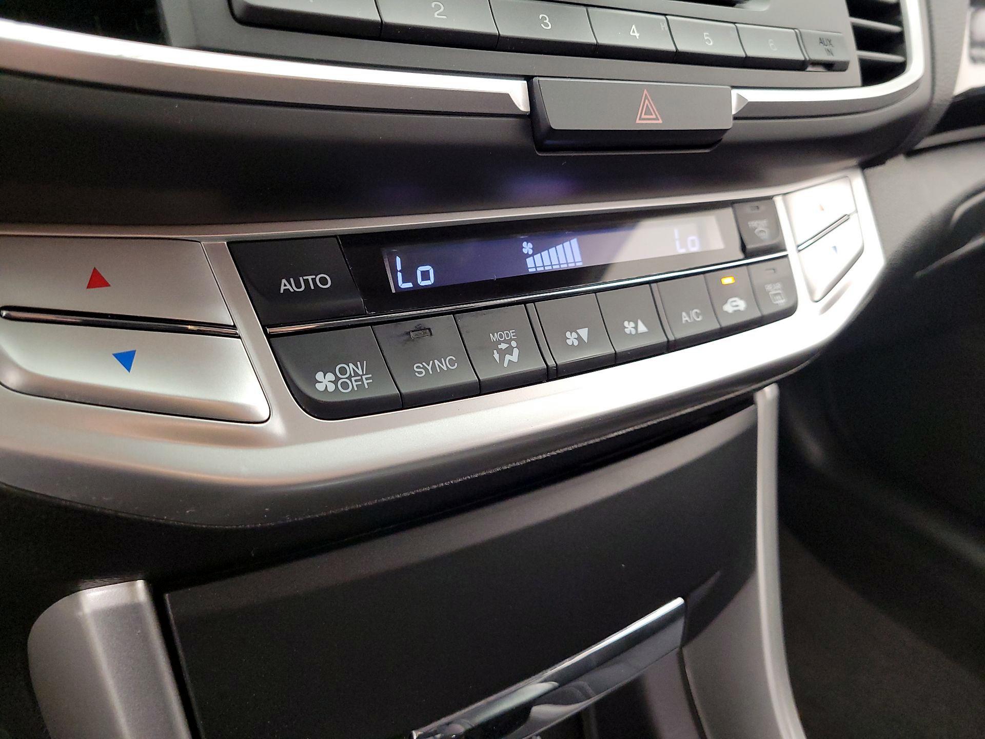 Thumbnail: 2014 Honda Accord - 16