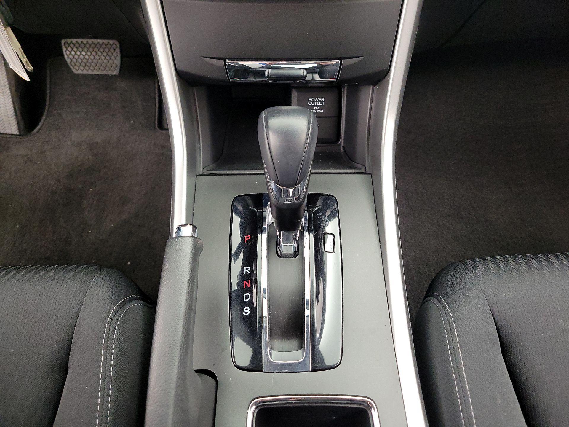 Thumbnail: 2014 Honda Accord - 17