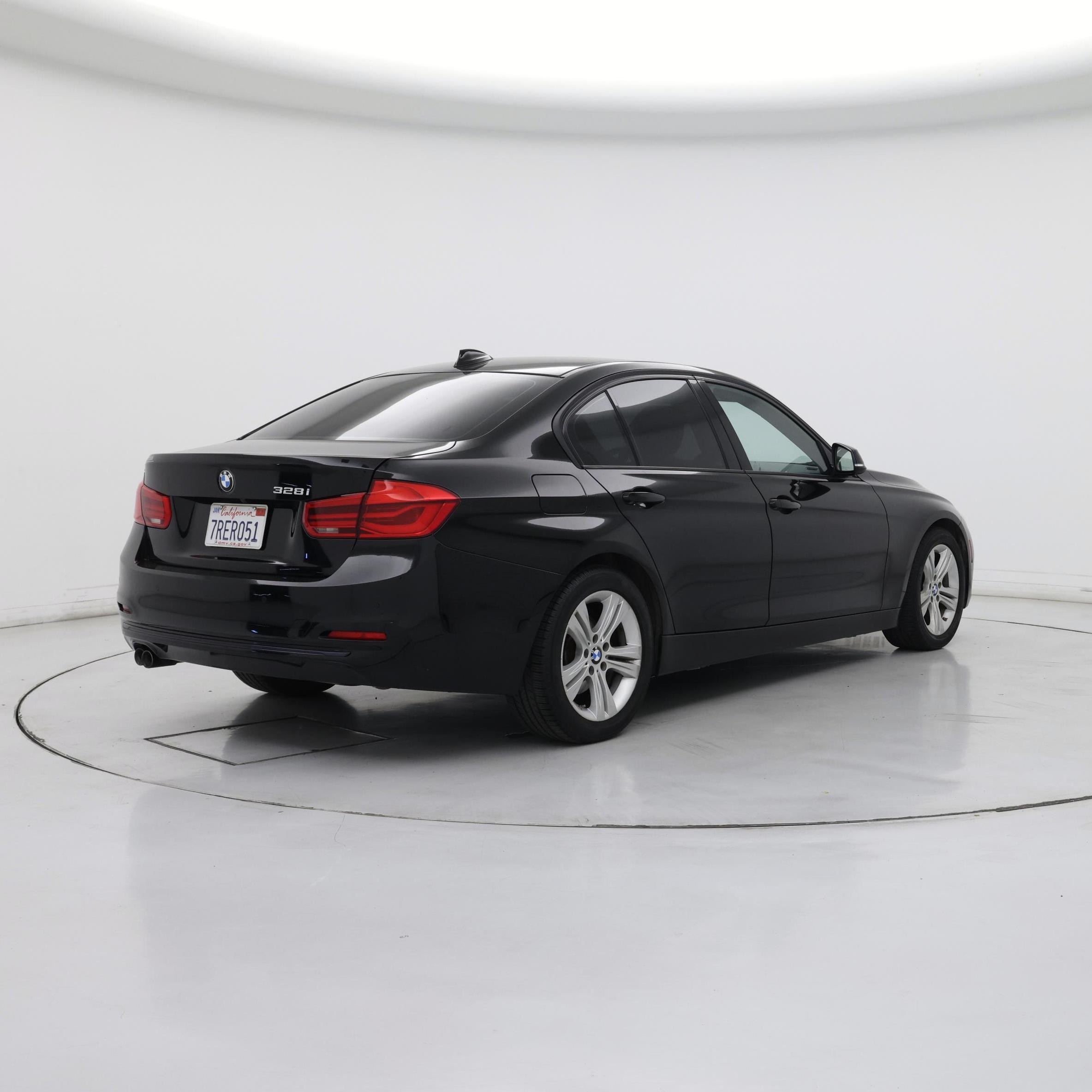 Thumbnail: 2016 BMW 3 Series - 8