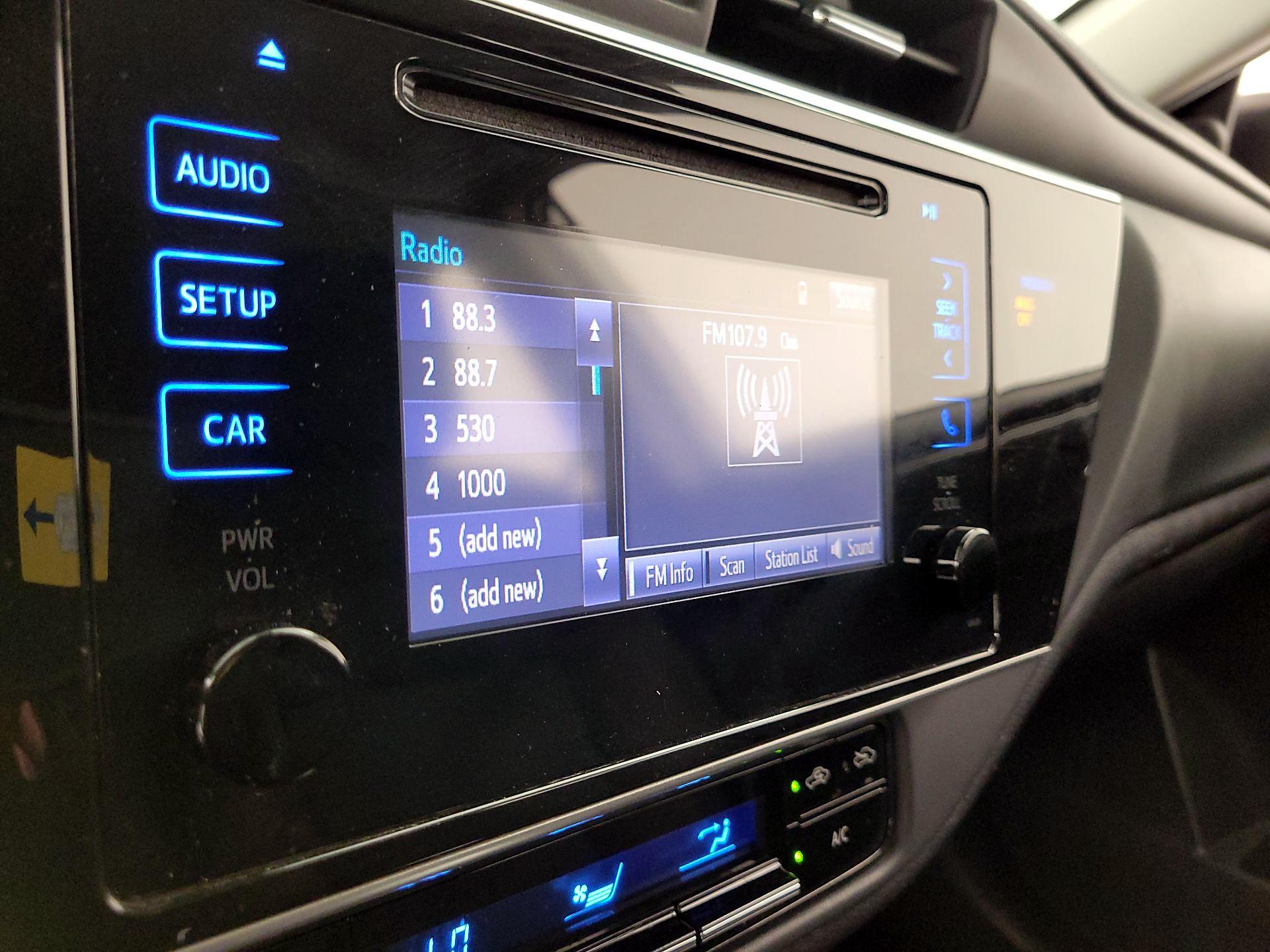 Thumbnail: 2019 Toyota Corolla - 15