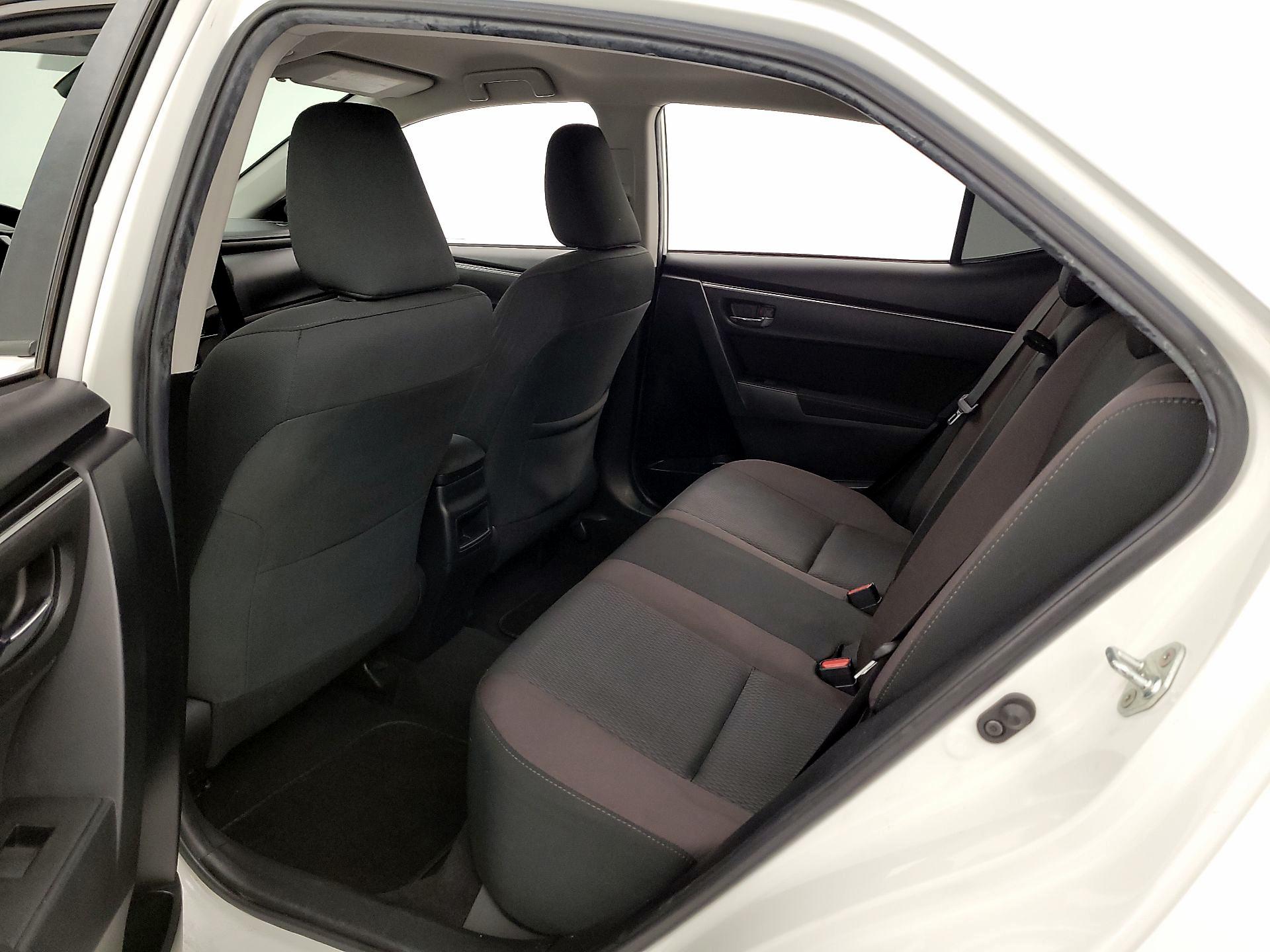 Thumbnail: 2019 Toyota Corolla - 19
