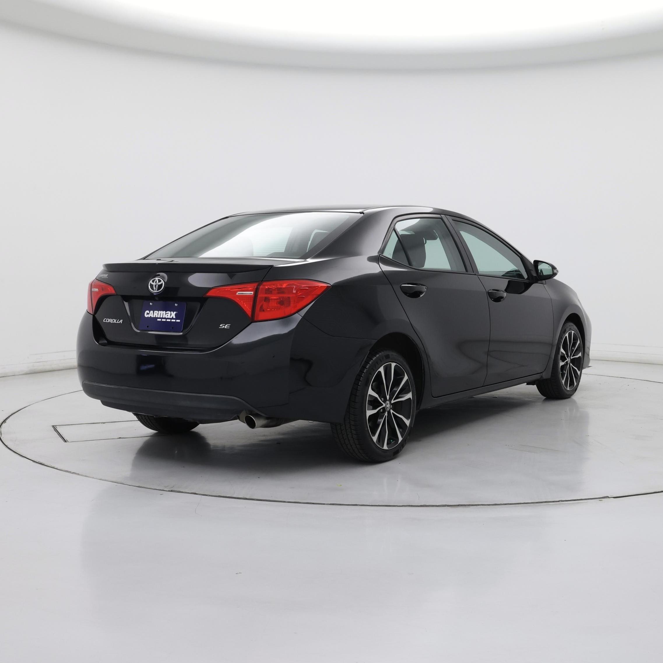 Thumbnail: 2018 Toyota Corolla - 8