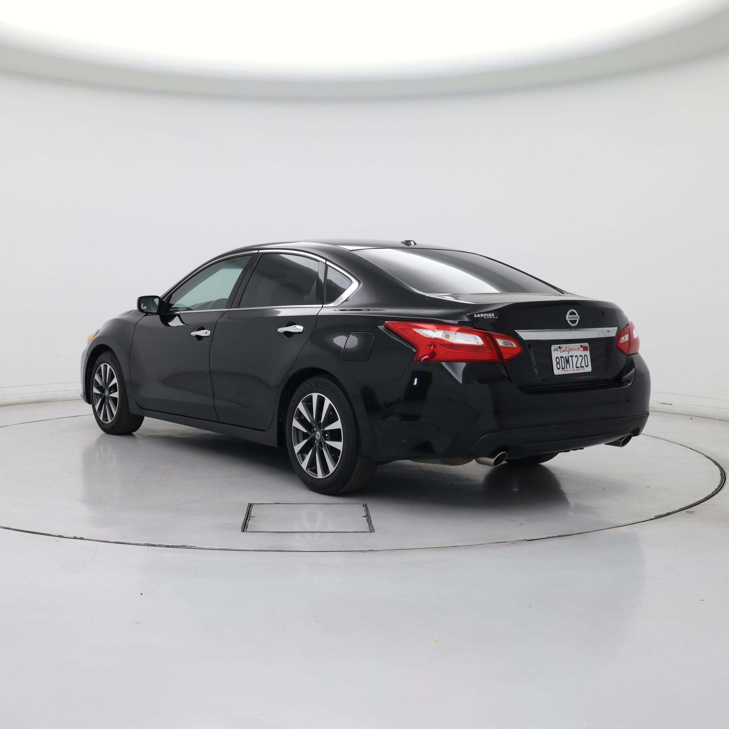 Thumbnail: 2017 Nissan Altima - 2