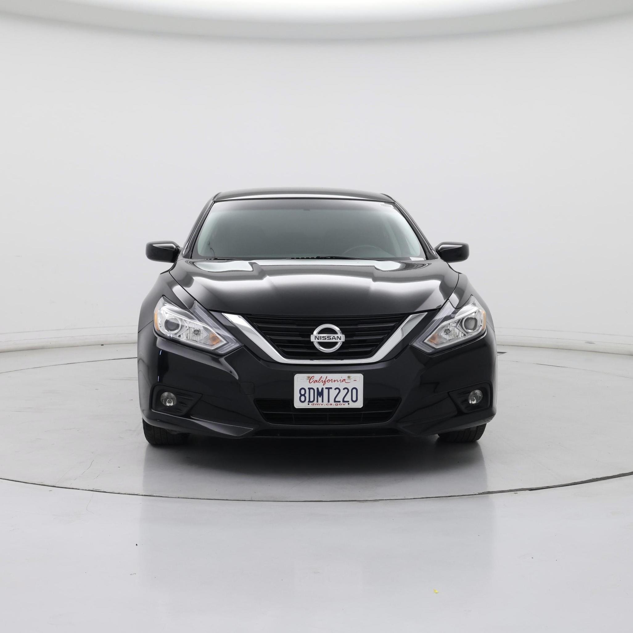 Thumbnail: 2017 Nissan Altima - 5