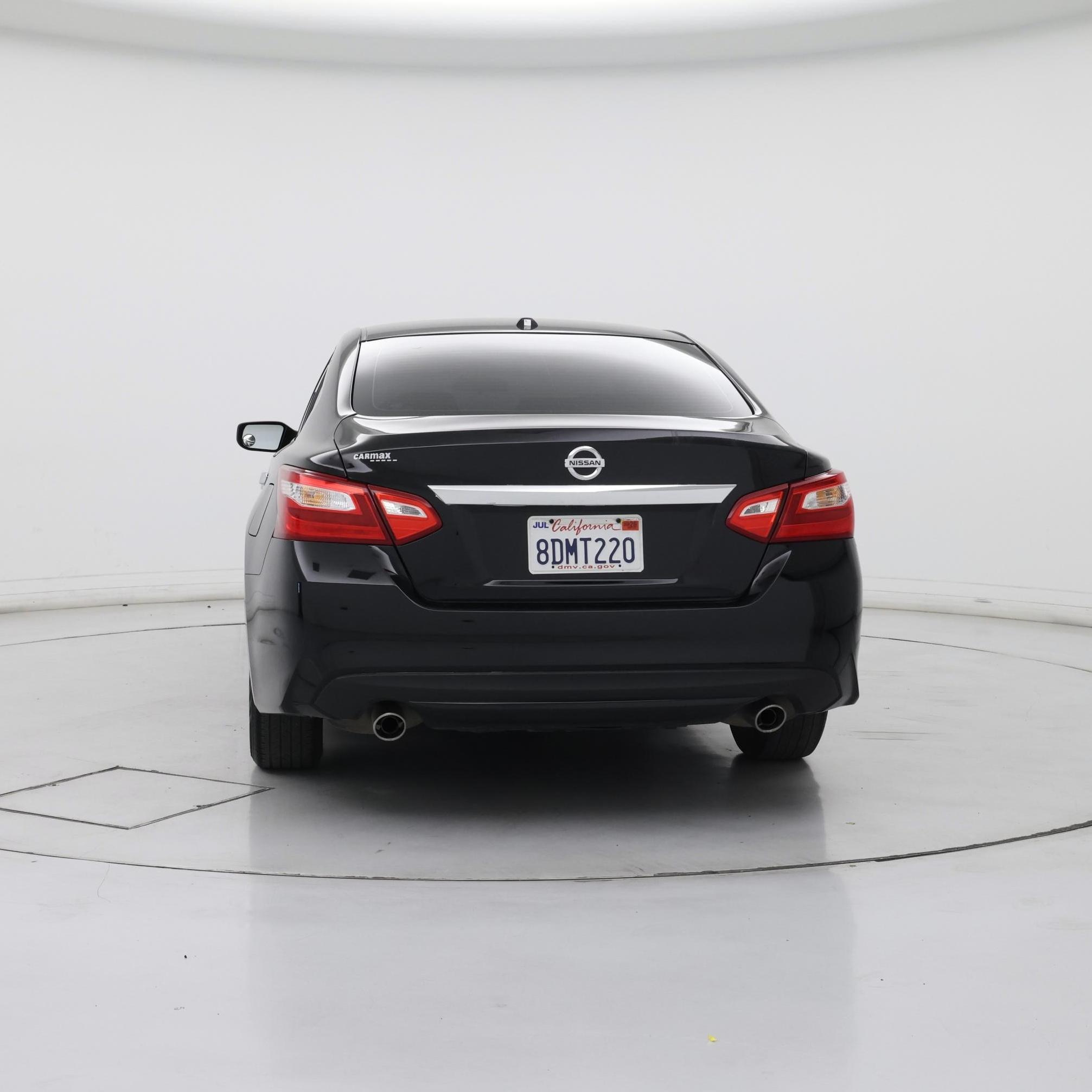 Thumbnail: 2017 Nissan Altima - 6