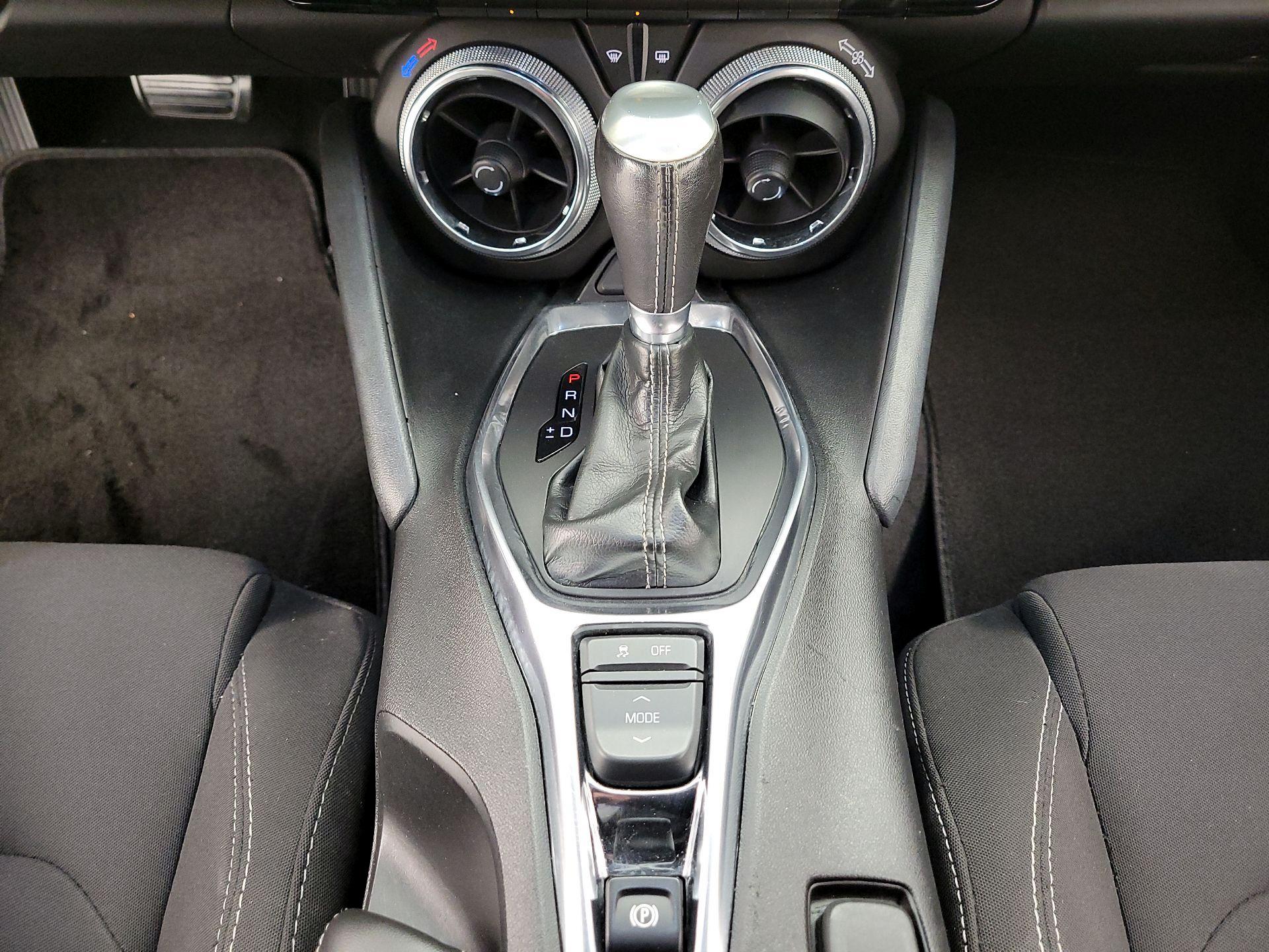Thumbnail: 2019 Chevrolet Camaro - 17