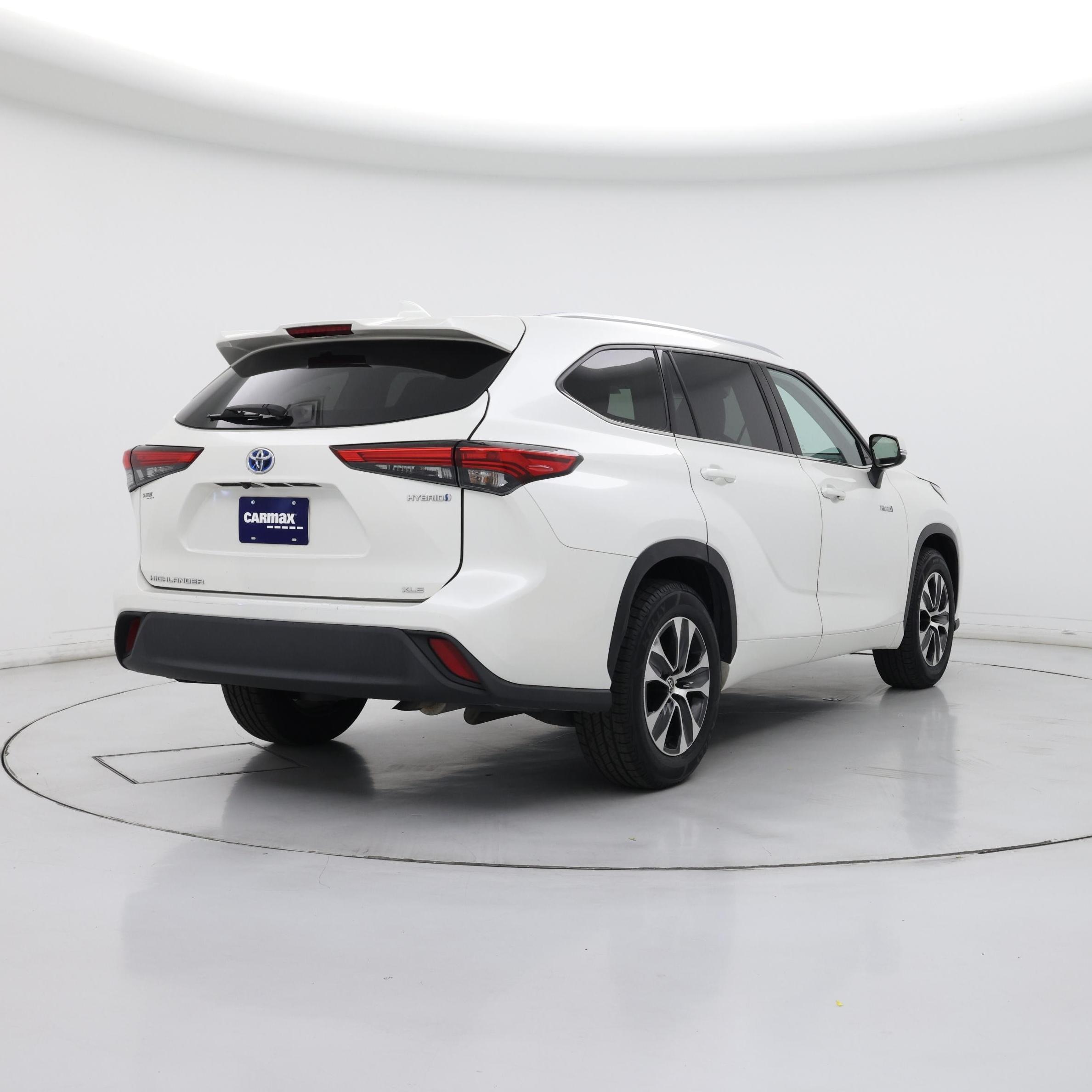 Thumbnail: 2021 Toyota Highlander - 8