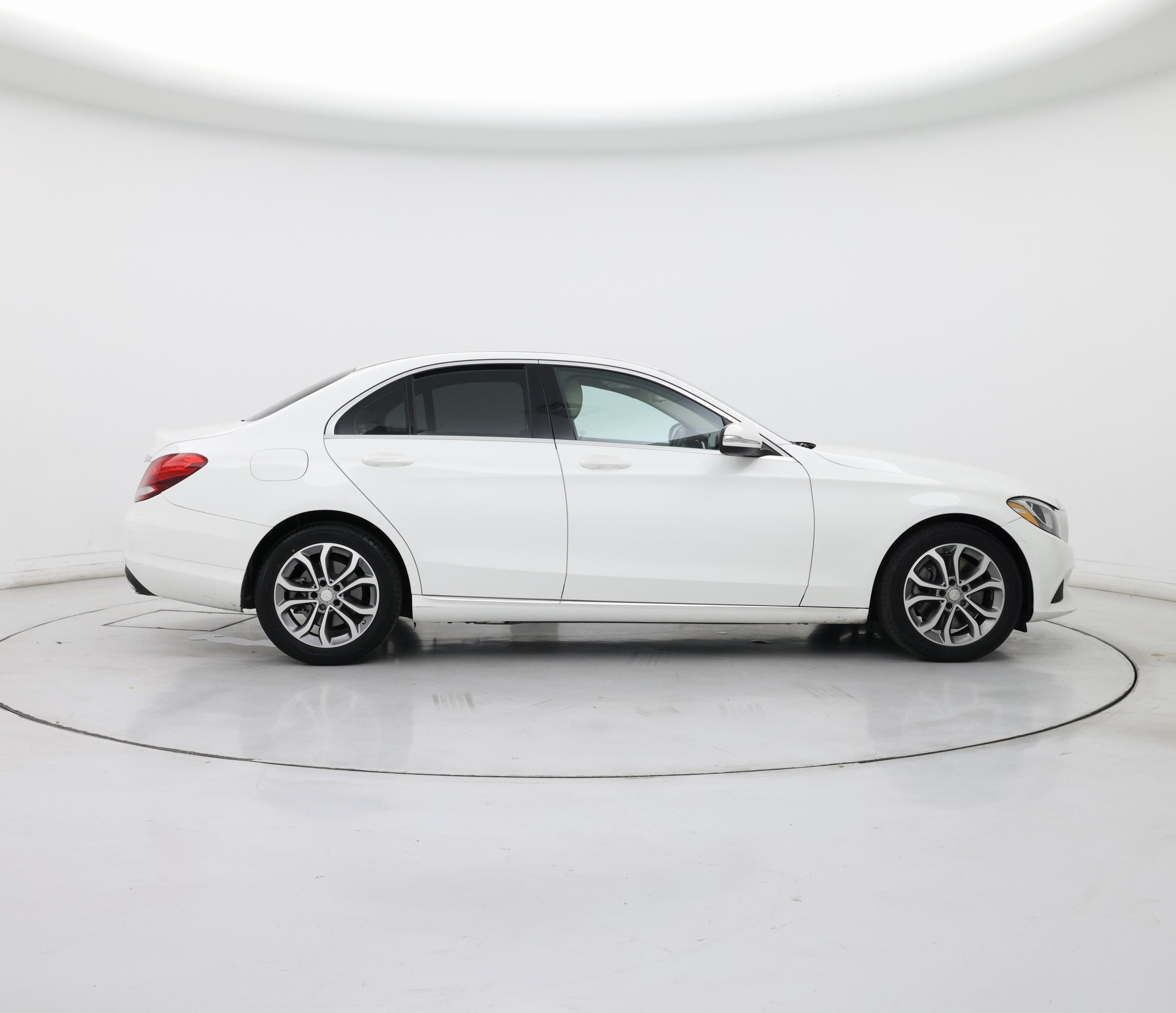 Thumbnail: 2015 Mercedes-Benz C-Class - 7