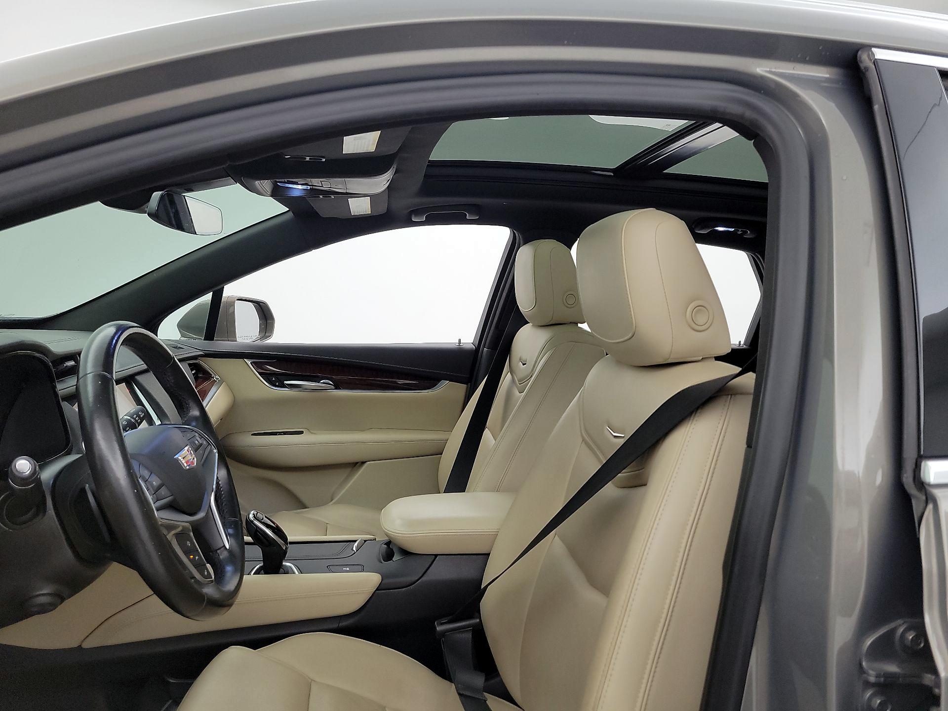 Thumbnail: 2018 Cadillac XT5 - 20