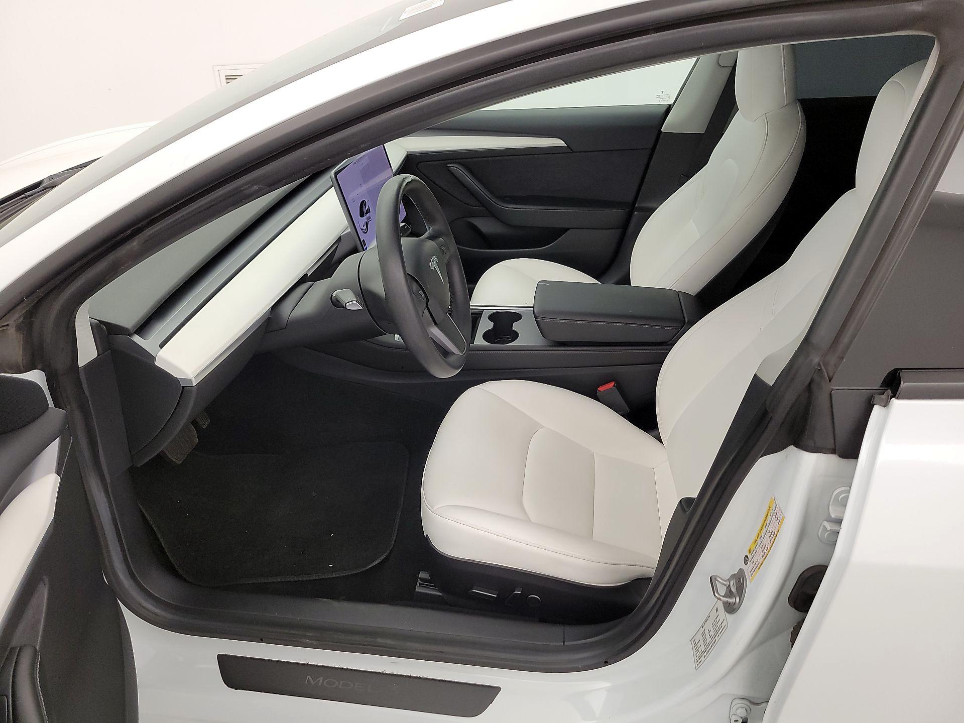Thumbnail: 2021 Tesla Model 3 - 11