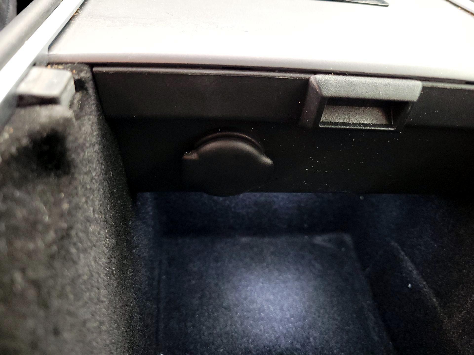 Thumbnail: 2021 Tesla Model 3 - 18