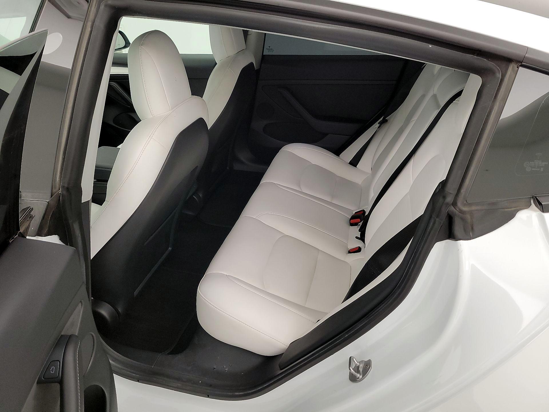 Thumbnail: 2021 Tesla Model 3 - 20