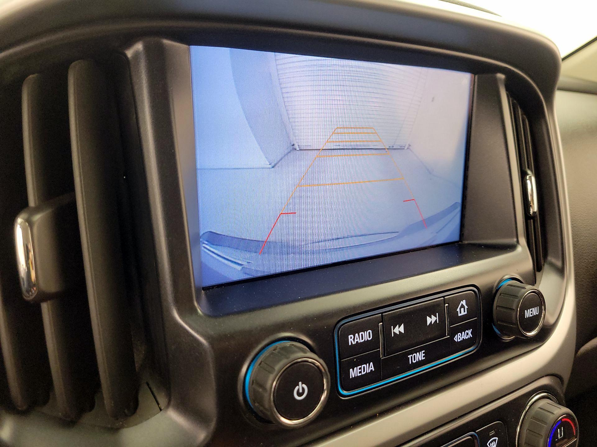 Thumbnail: 2016 Chevrolet Colorado - 15
