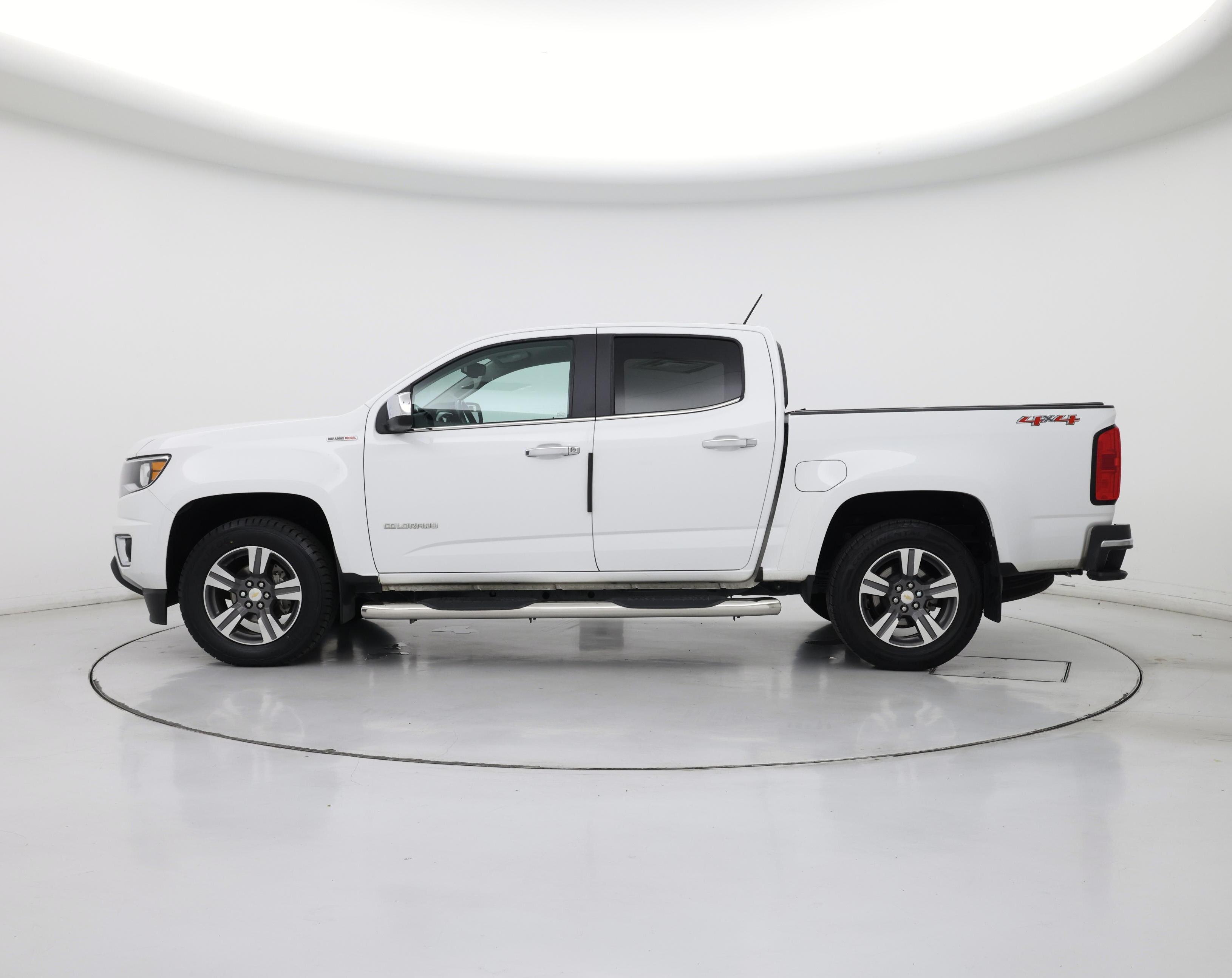 Thumbnail: 2016 Chevrolet Colorado - 3