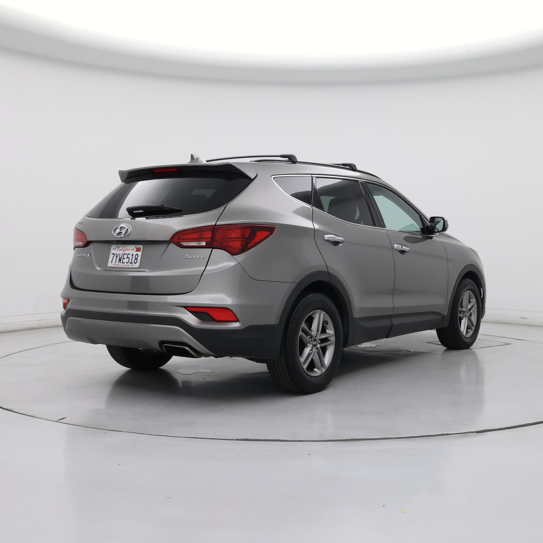 Thumbnail: 2017 Hyundai Santa Fe - 8