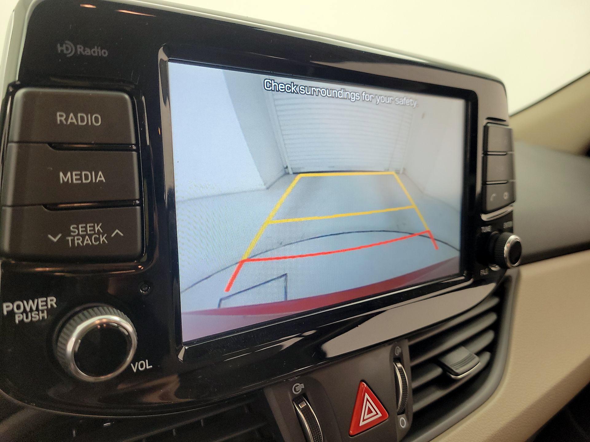 Thumbnail: 2020 Hyundai Elantra - 14