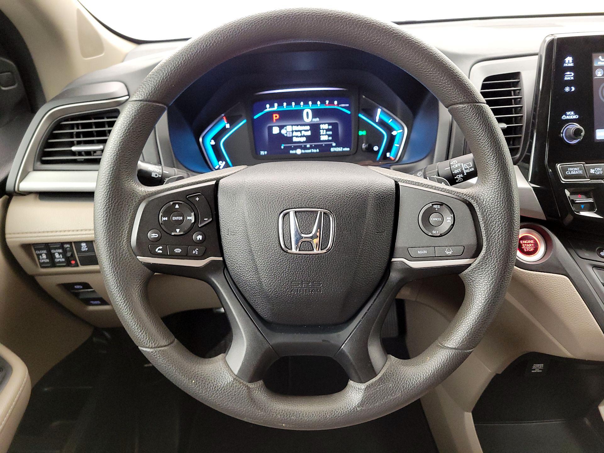 Thumbnail: 2018 Honda Odyssey - 10