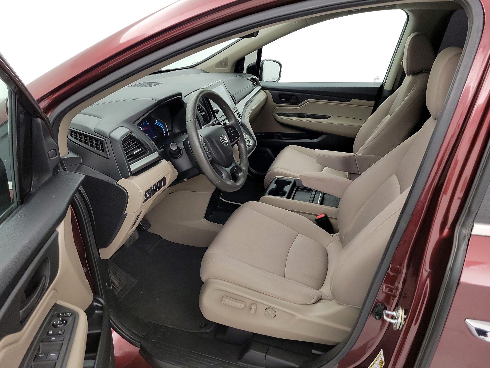 Thumbnail: 2018 Honda Odyssey - 11