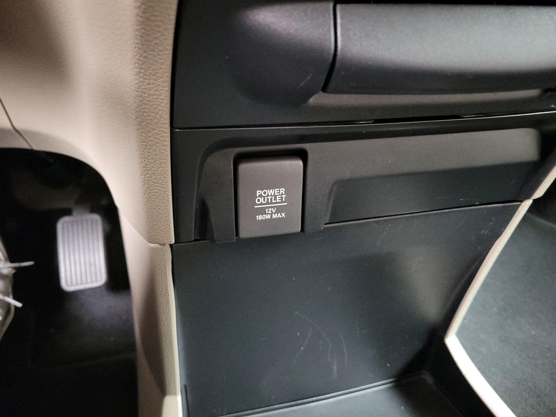 Thumbnail: 2018 Honda Odyssey - 18
