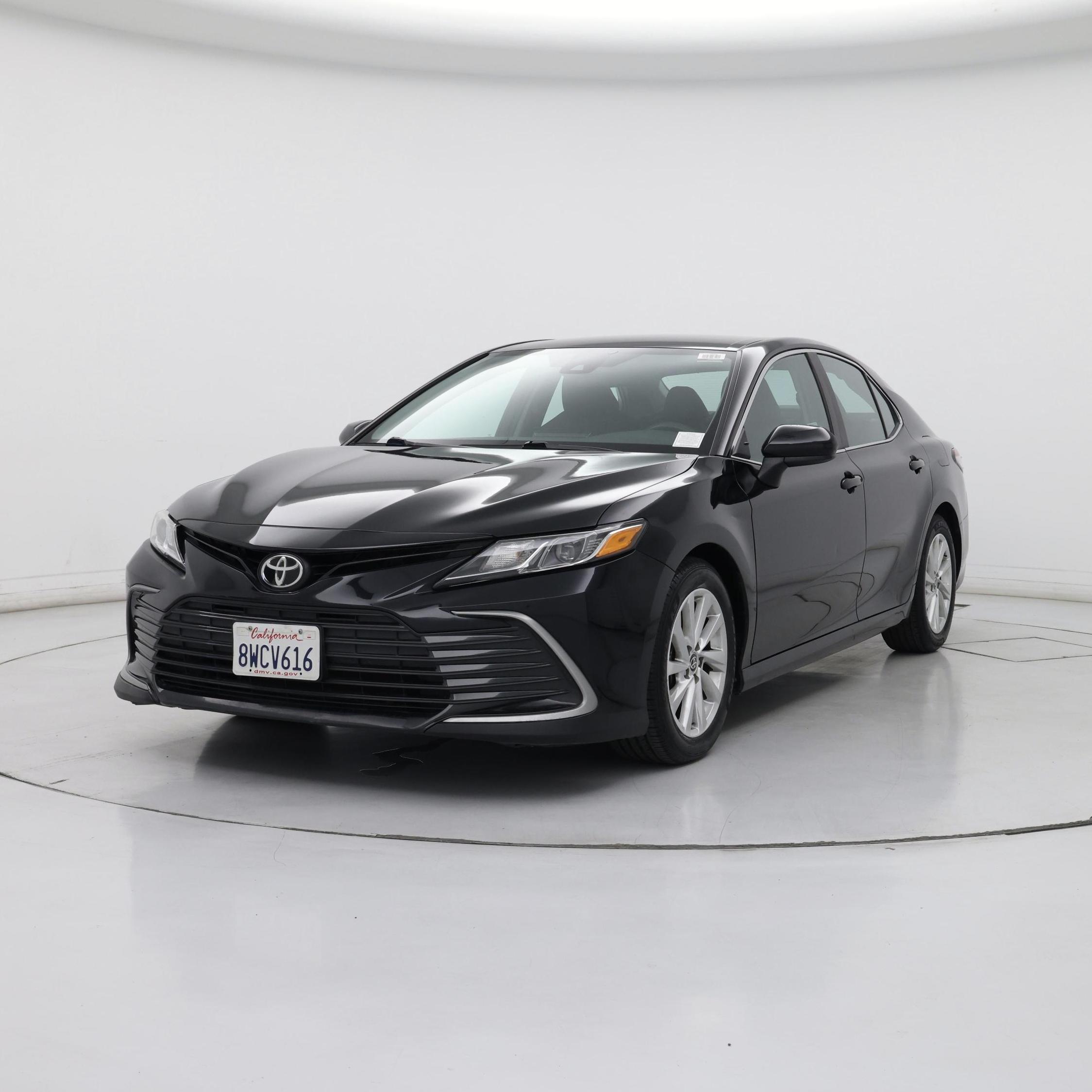 Thumbnail: 2021 Toyota Camry - 4