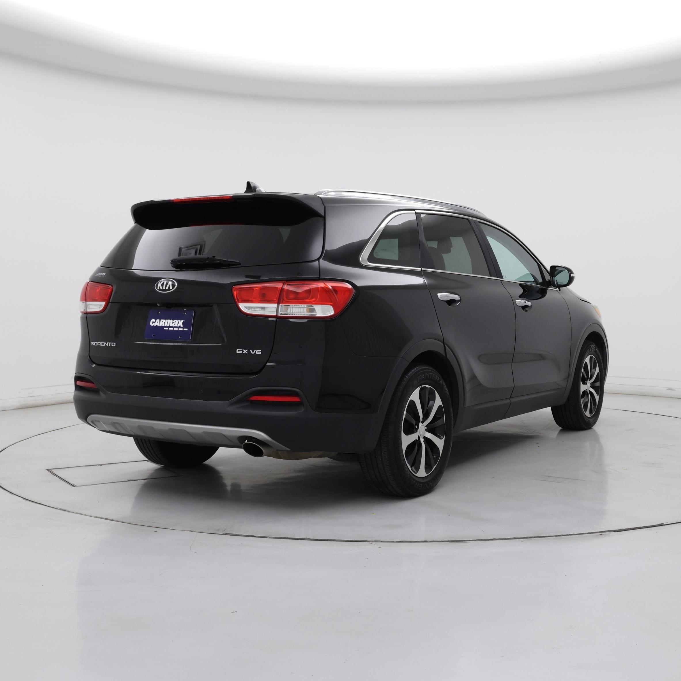 Thumbnail: 2017 Kia Sorento - 8