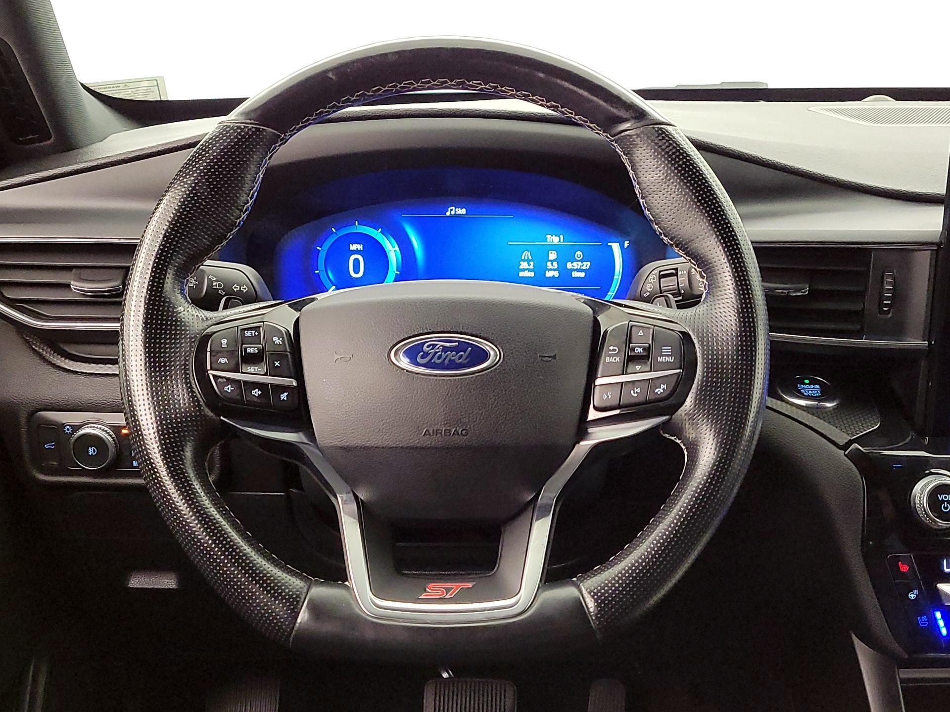 Thumbnail: 2021 Ford Explorer - 10