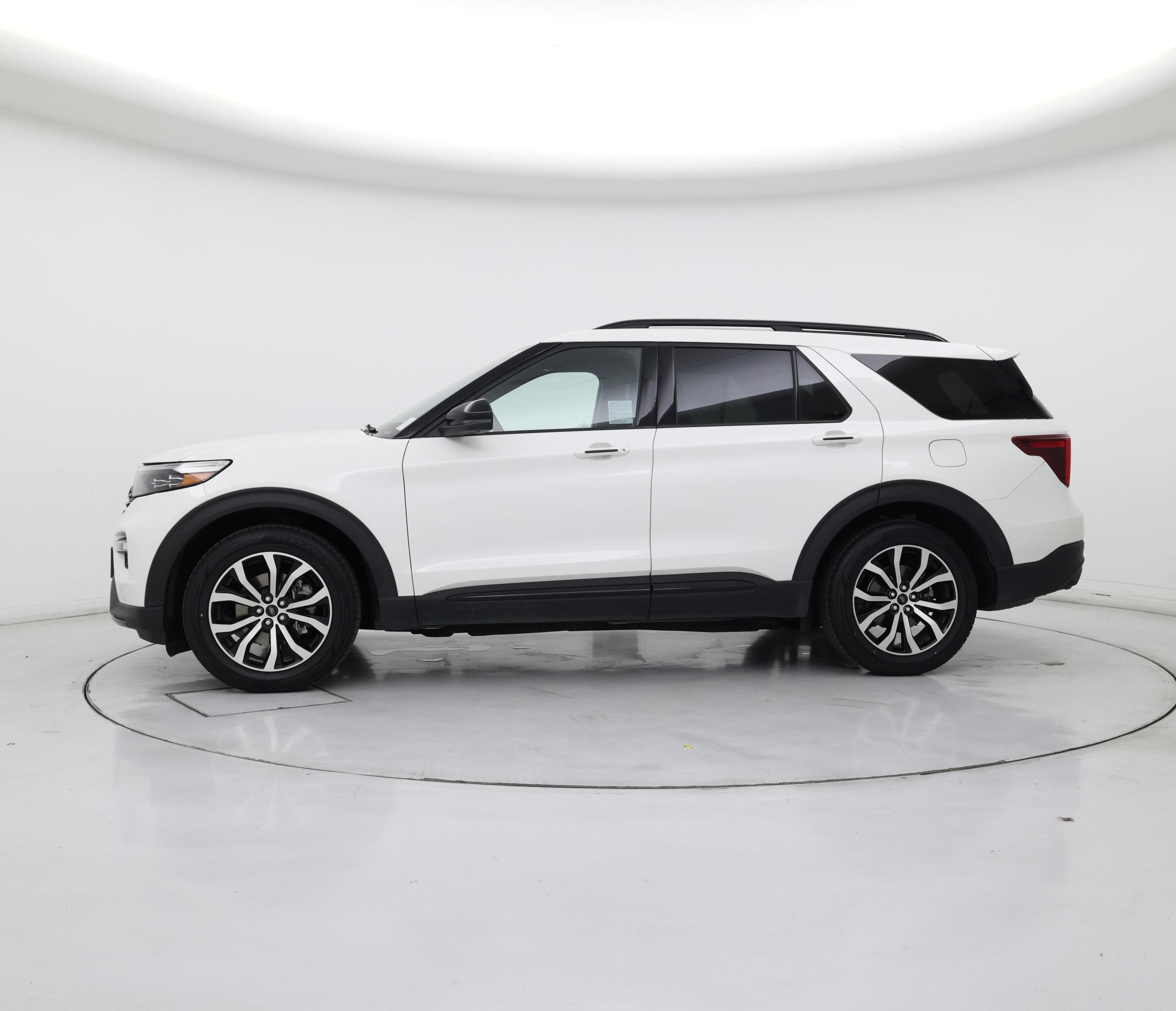 Thumbnail: 2021 Ford Explorer - 3