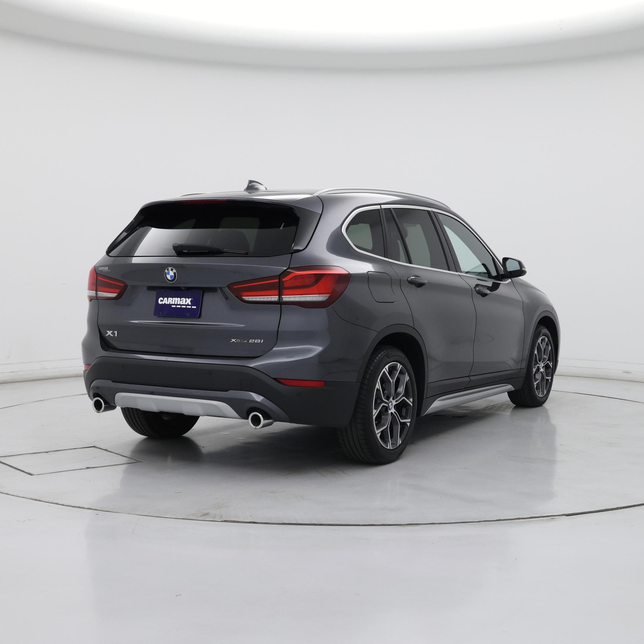 Thumbnail: 2021 BMW X1 - 8