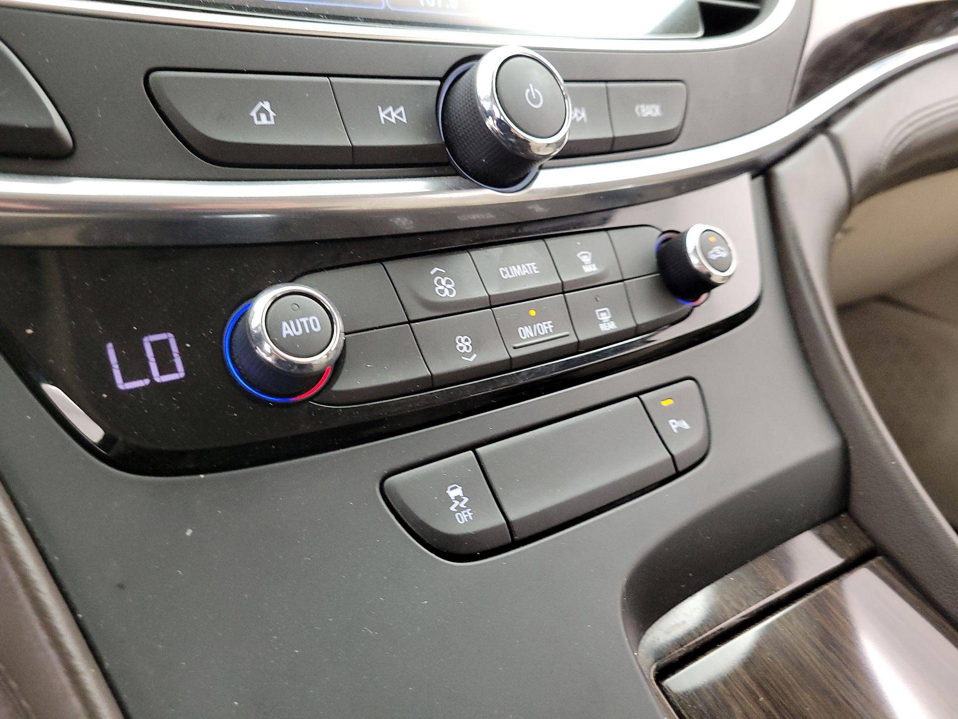 Thumbnail: 2017 Buick LaCrosse - 17