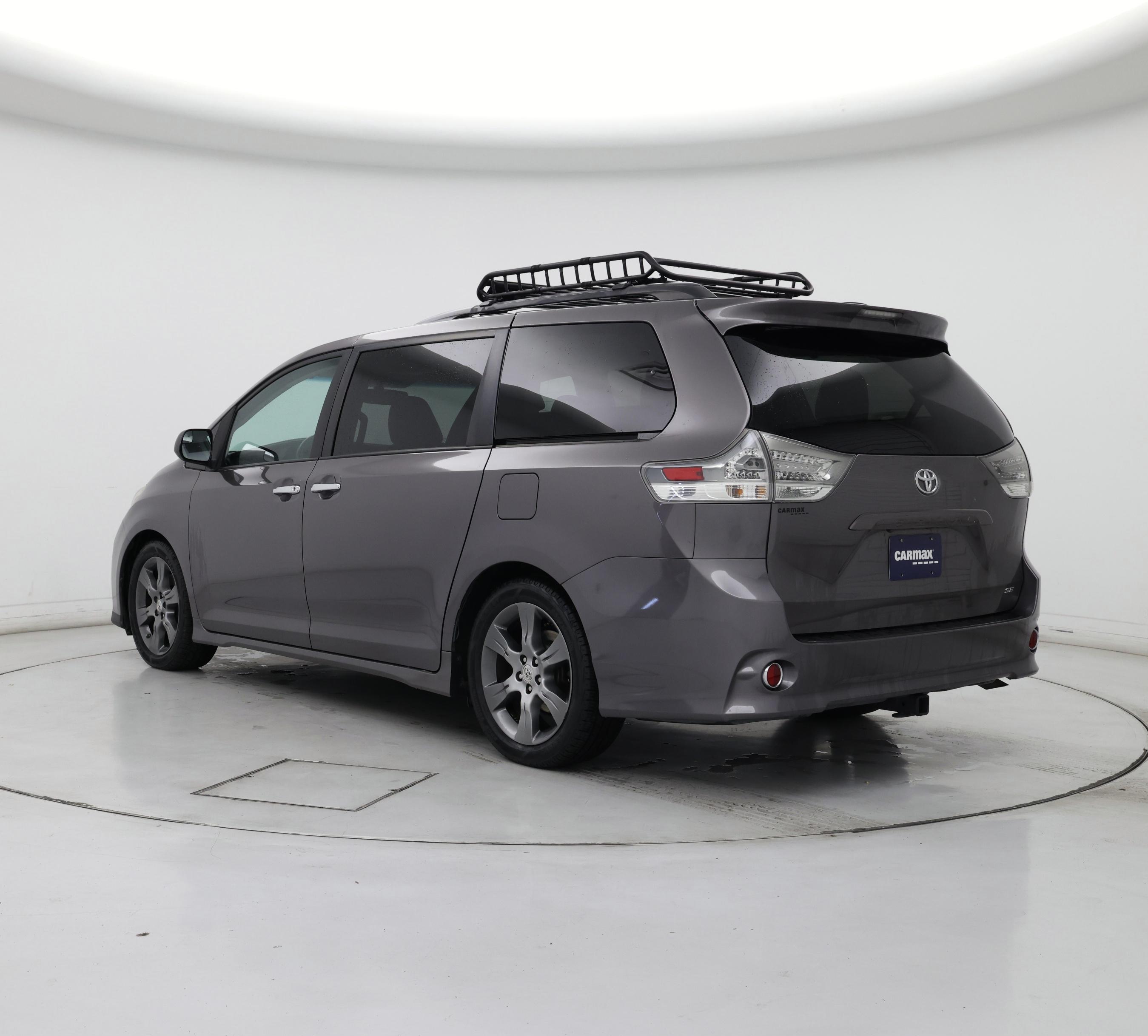 Thumbnail: 2015 Toyota Sienna - 2