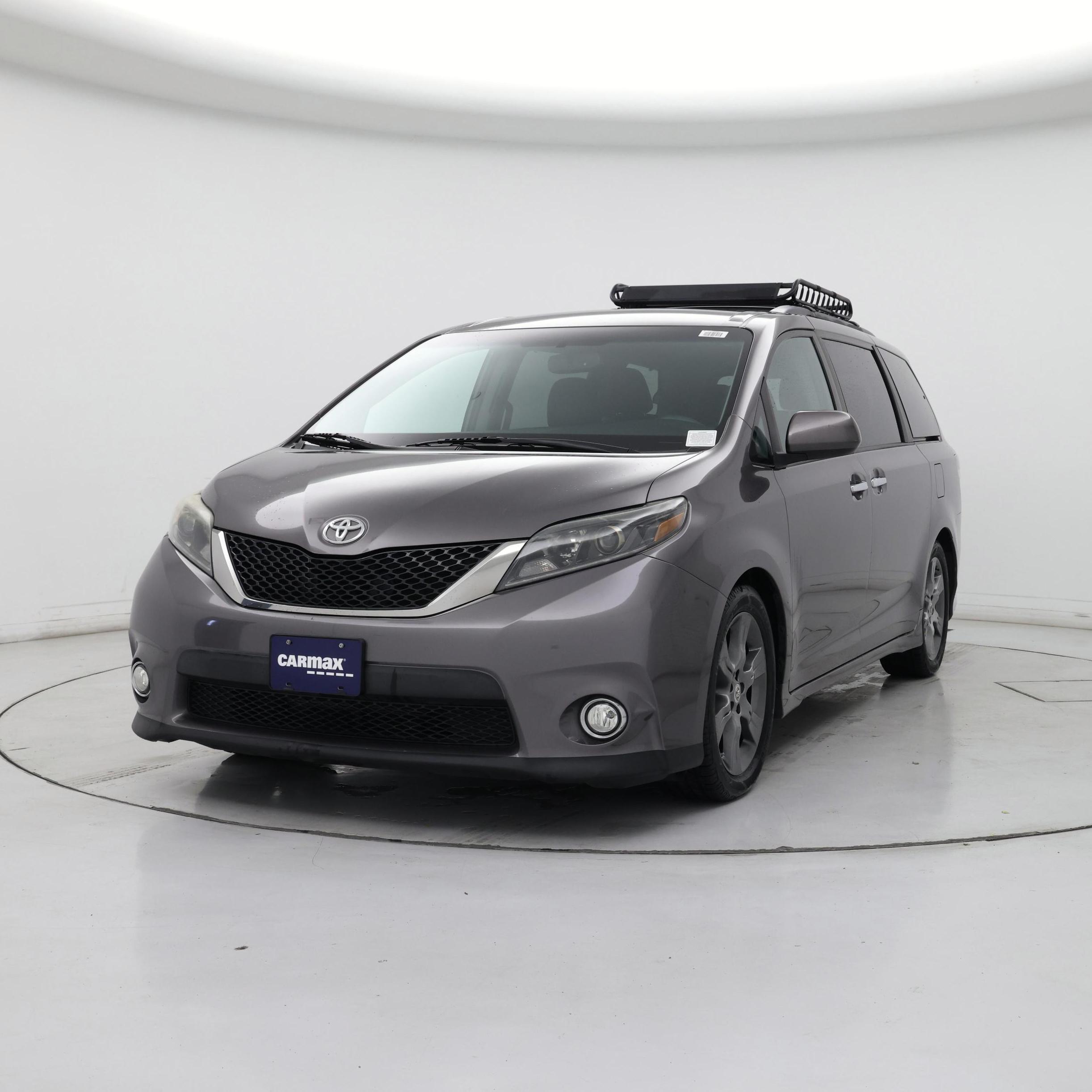 Thumbnail: 2015 Toyota Sienna - 4